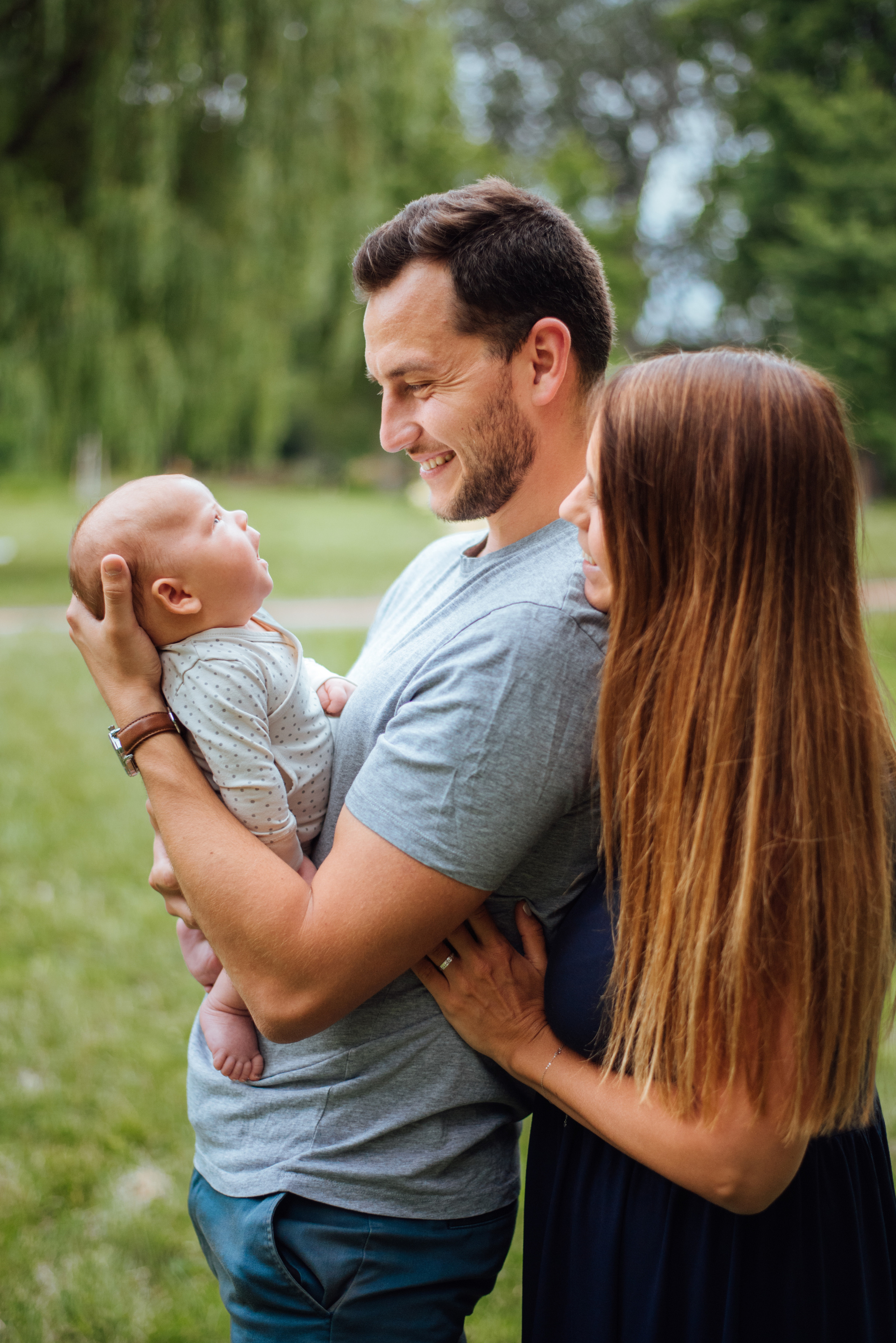 Family photoshoot. Lifestyle, wedding and family photographer