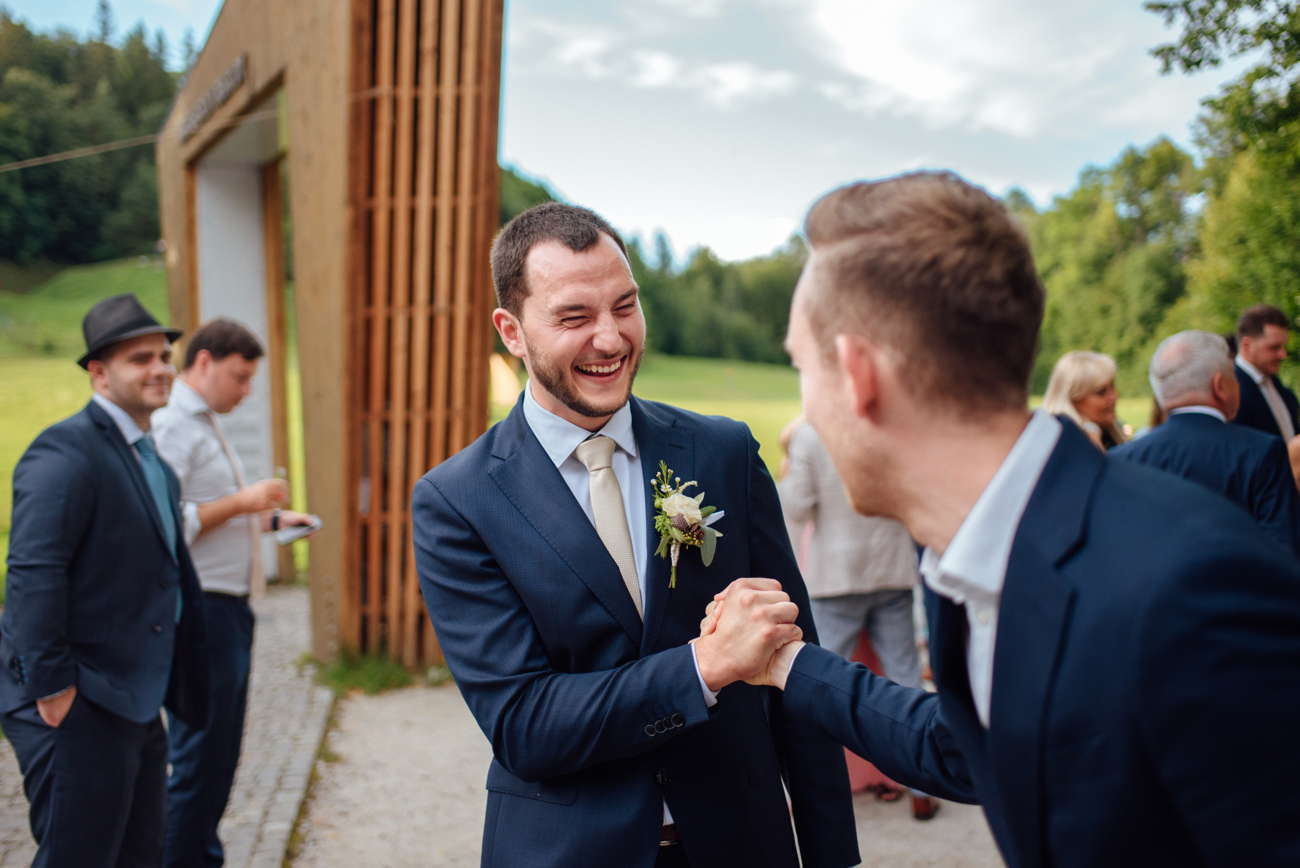 Svatba v Beskydech. Hotel Rekovice. Lifestyle, wedding and family photographer