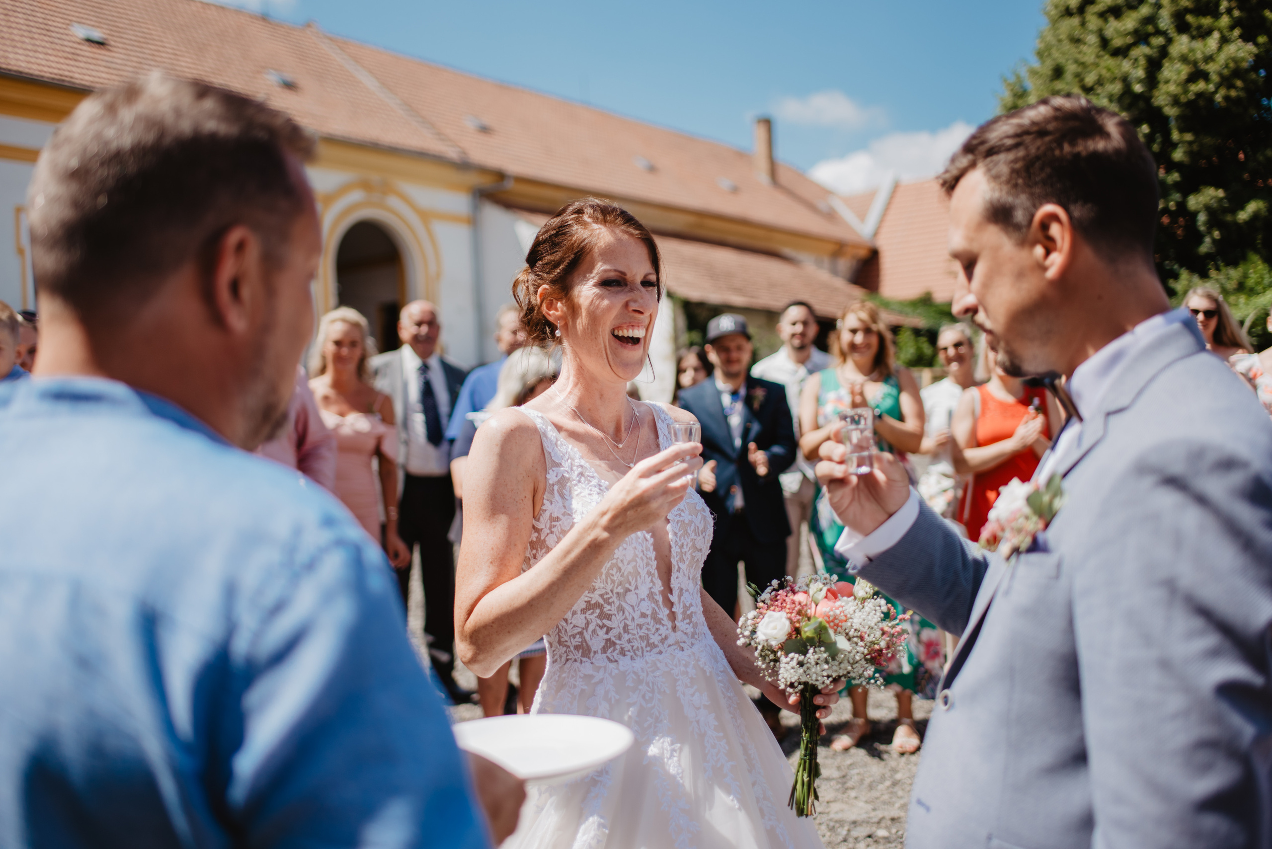 Rustic wedding. Svatba v rustikálním stylu poblíž Brna. Lifestyle, wedding and family photographer