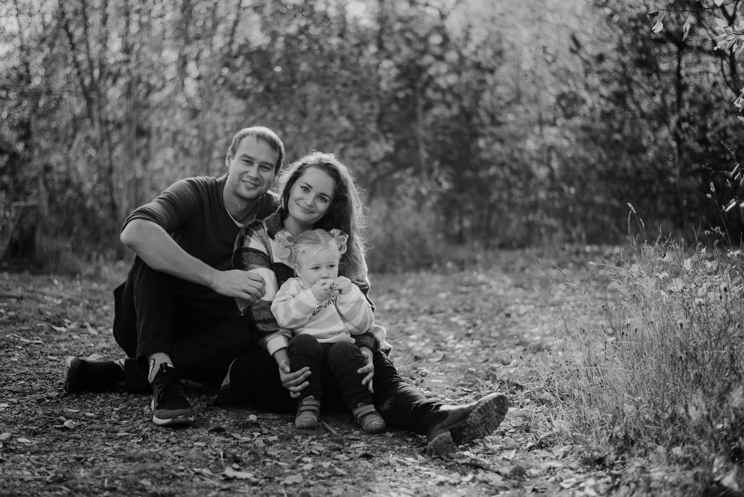 Luke, Niki, Naty. Lifestyle, wedding and family photographer