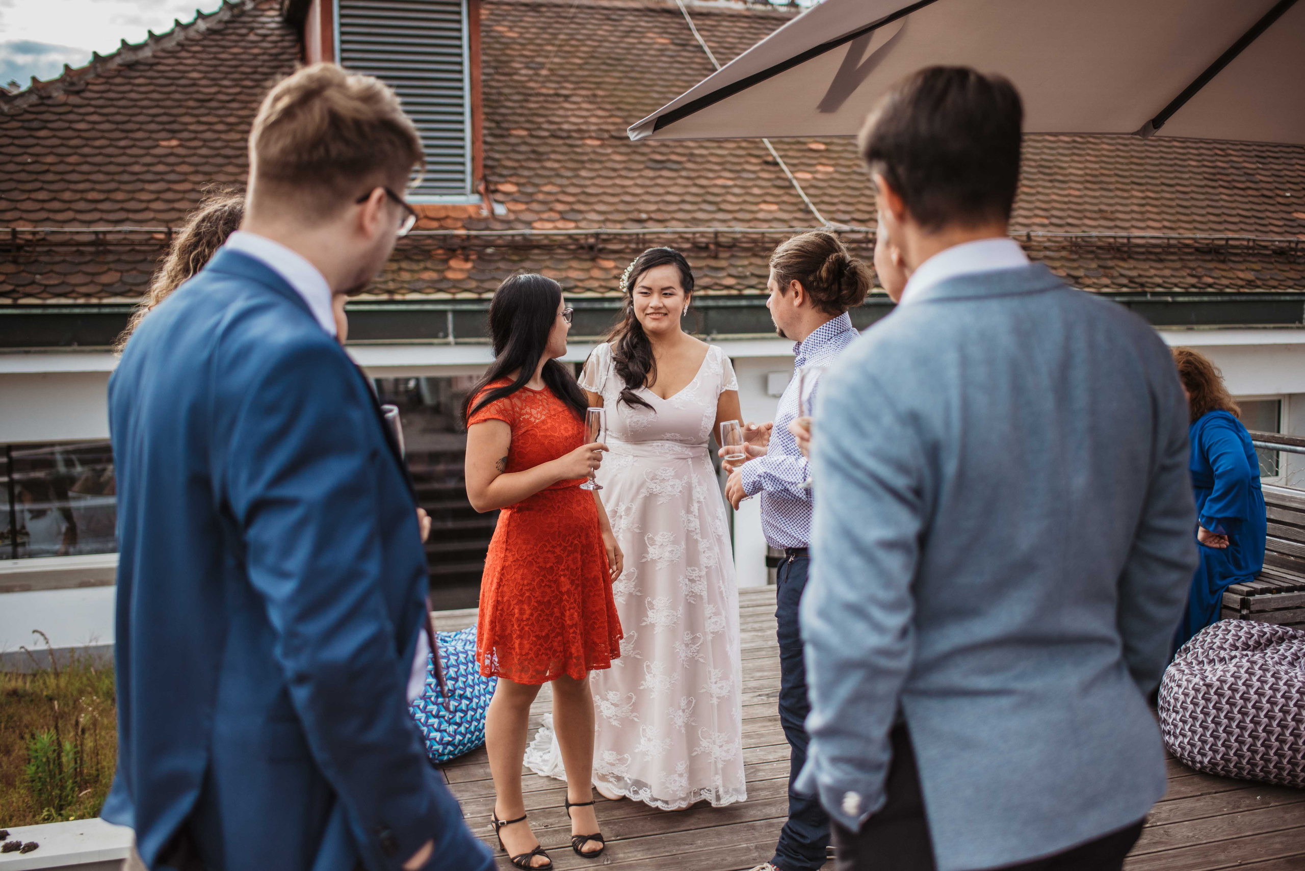 Svatba v centru Brna na Zelném trhu. Lifestyle, wedding and family photographer