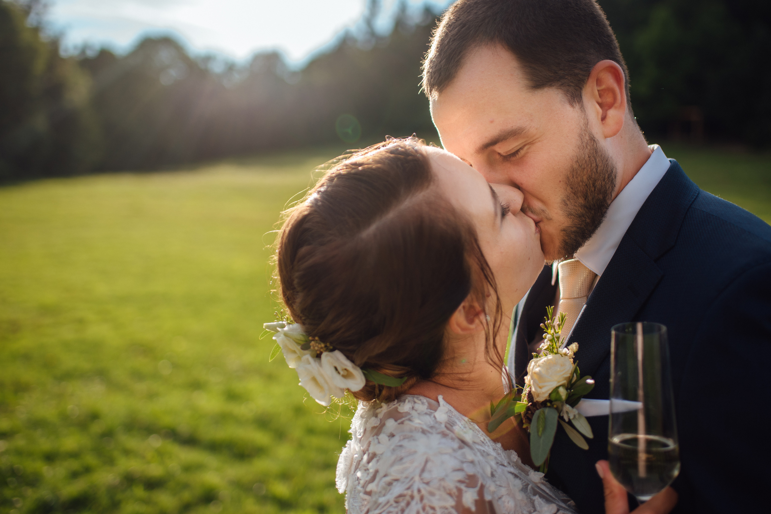 Svatba v Beskydech. Hotel Rekovice. Lifestyle, wedding and family photographer