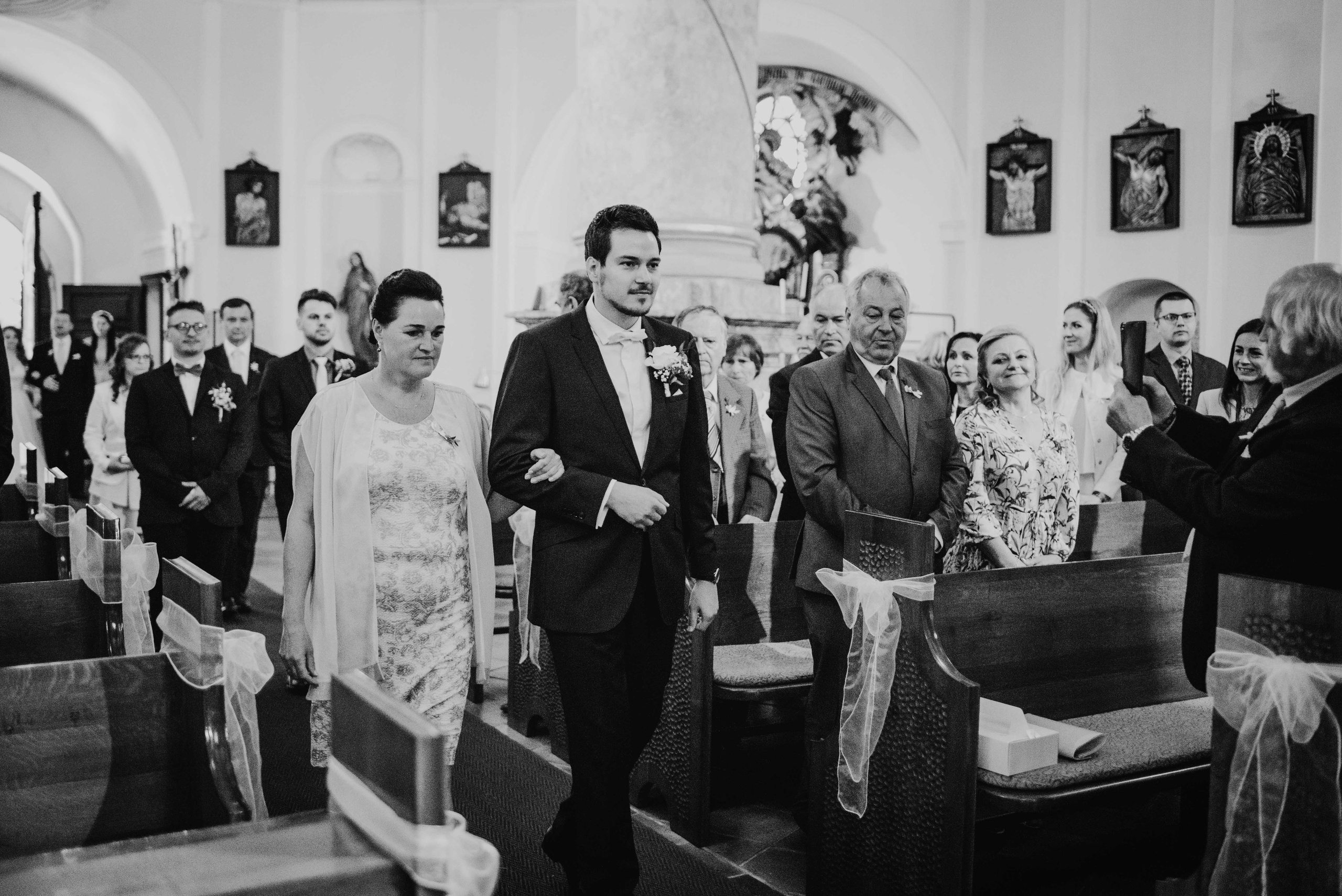 Svatba v kostele v Rýmařově. Bruntál. Lifestyle, wedding and family photographer