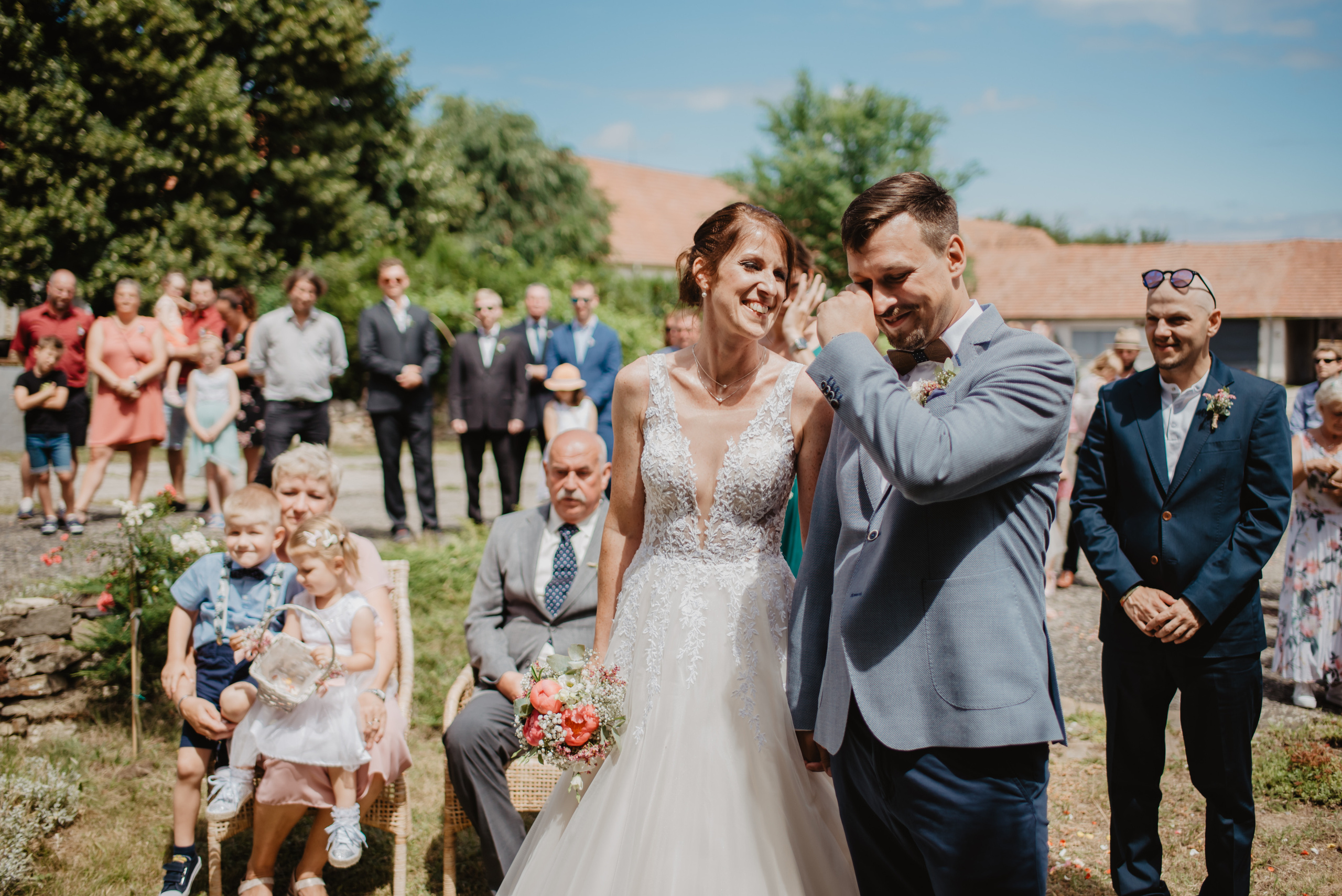 Rustic wedding. Svatba v rustikálním stylu poblíž Brna. Lifestyle, wedding and family photographer
