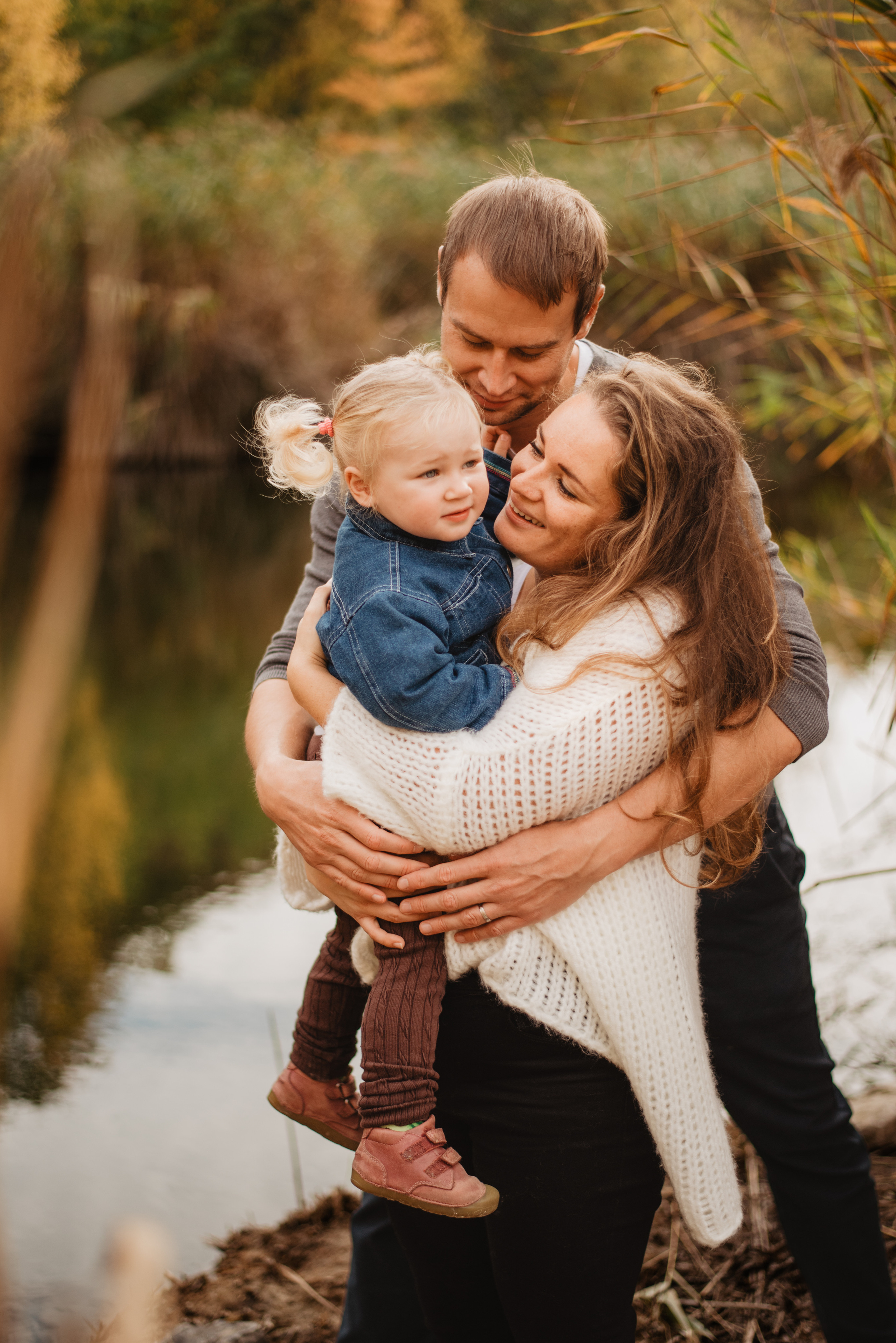 Luke, Niki, Naty. Lifestyle, wedding and family photographer