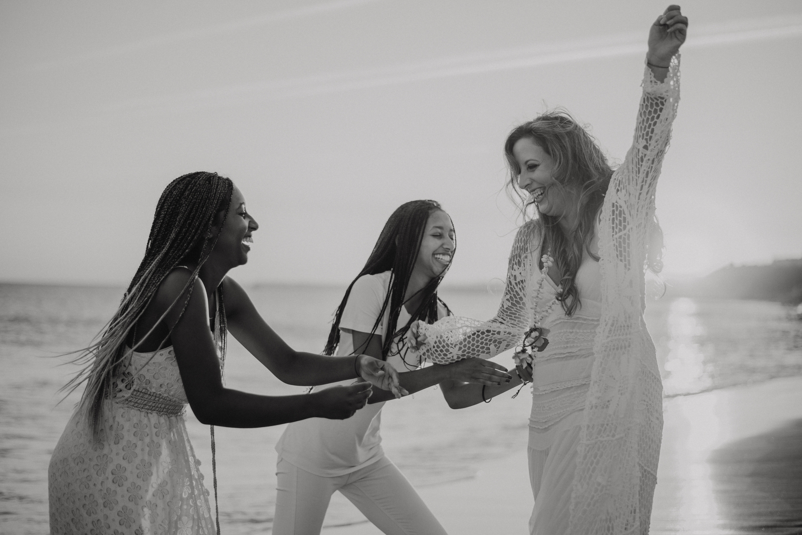 Family photographer based in Lisbon. Lifestyle, wedding and family photographer