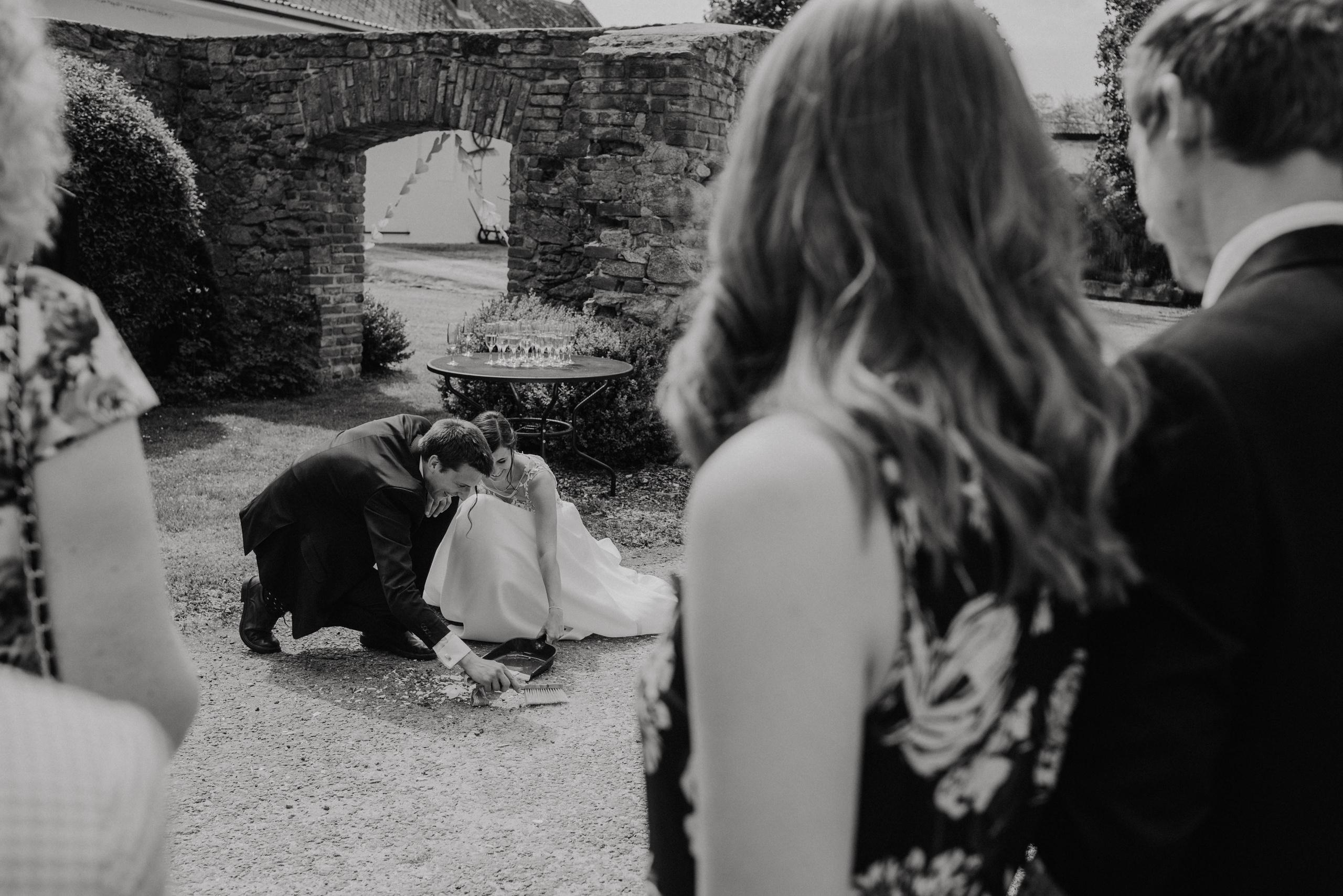 Svatba na hradě na Šumavě. Šumava. Velhartice. Lifestyle, wedding and family photographer