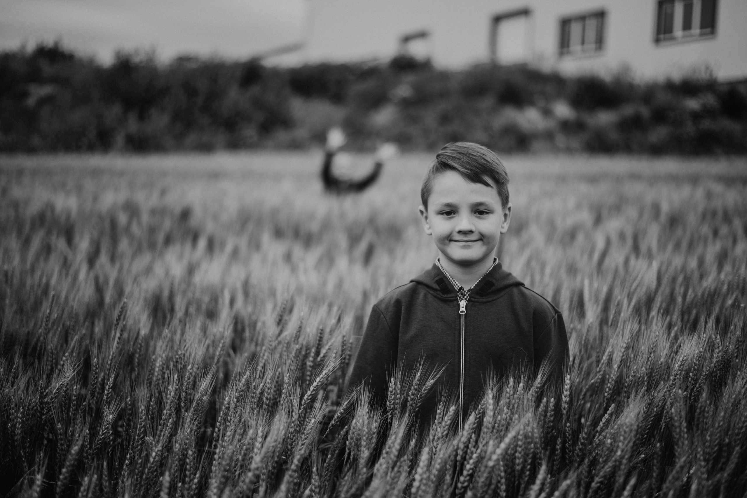 Eva, Theo, Chriss. Lifestyle, wedding and family photographer