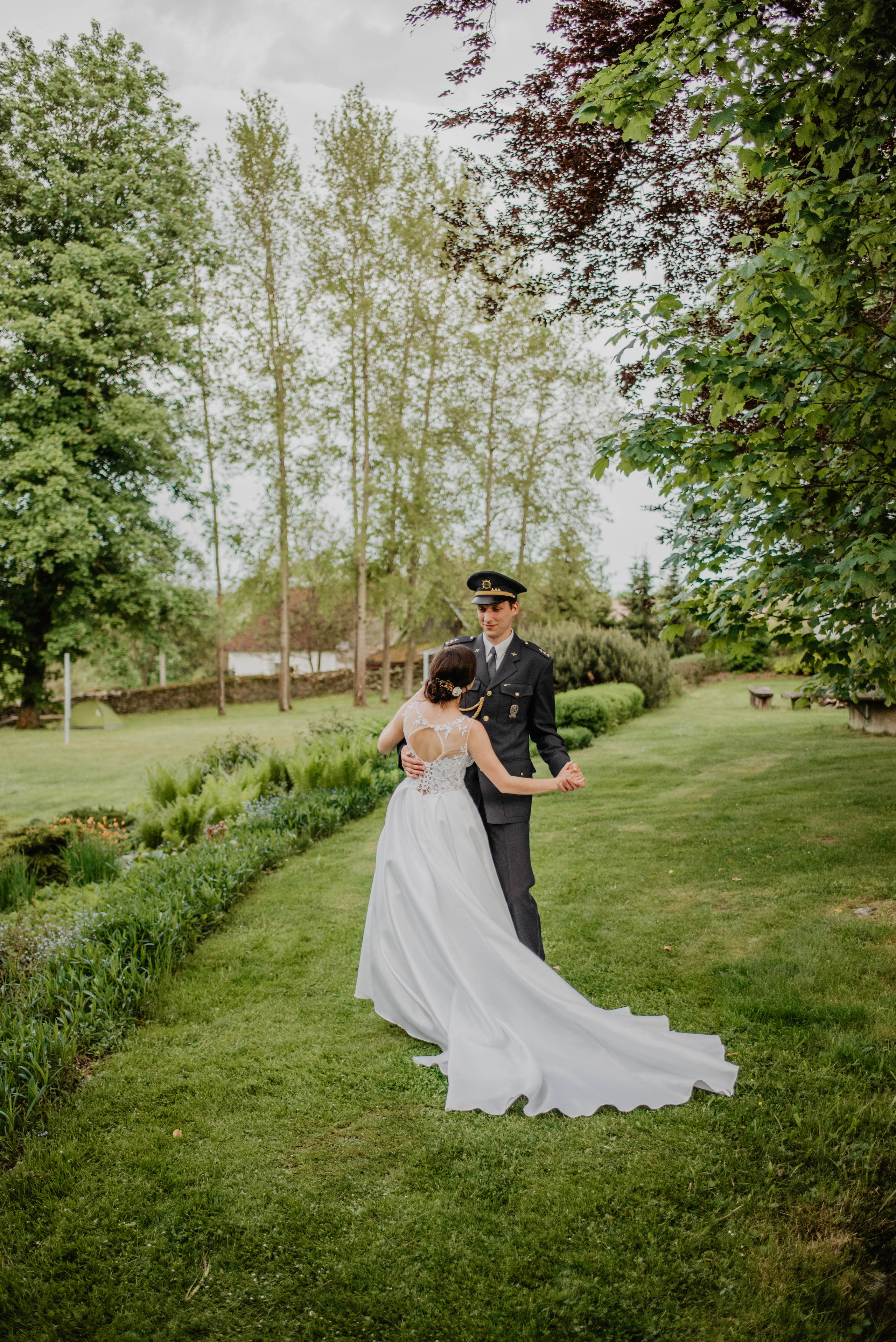 Svatba na hradě na Šumavě. Šumava. Velhartice. Lifestyle, wedding and family photographer