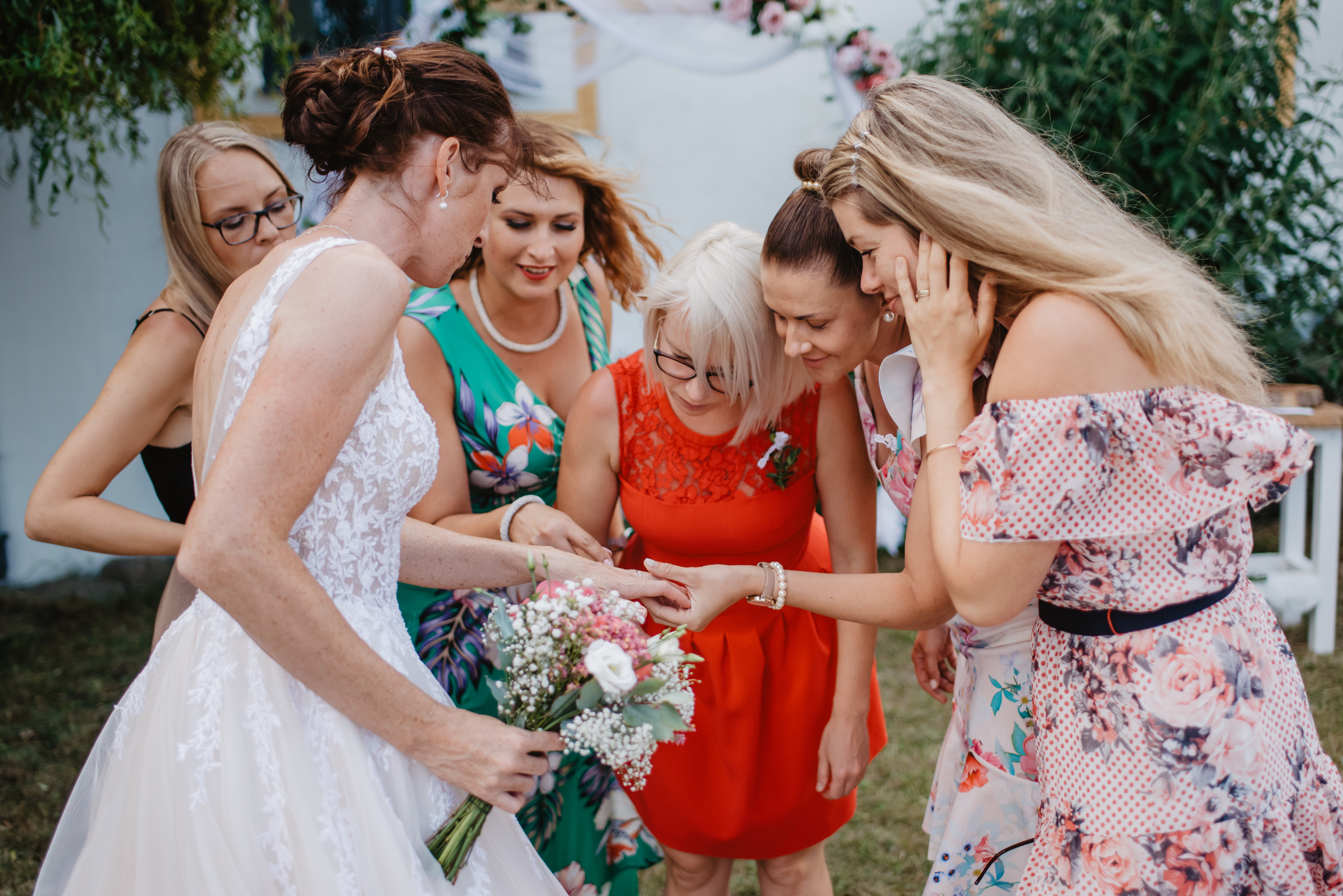 Rustic wedding. Svatba v rustikálním stylu poblíž Brna. Lifestyle, wedding and family photographer