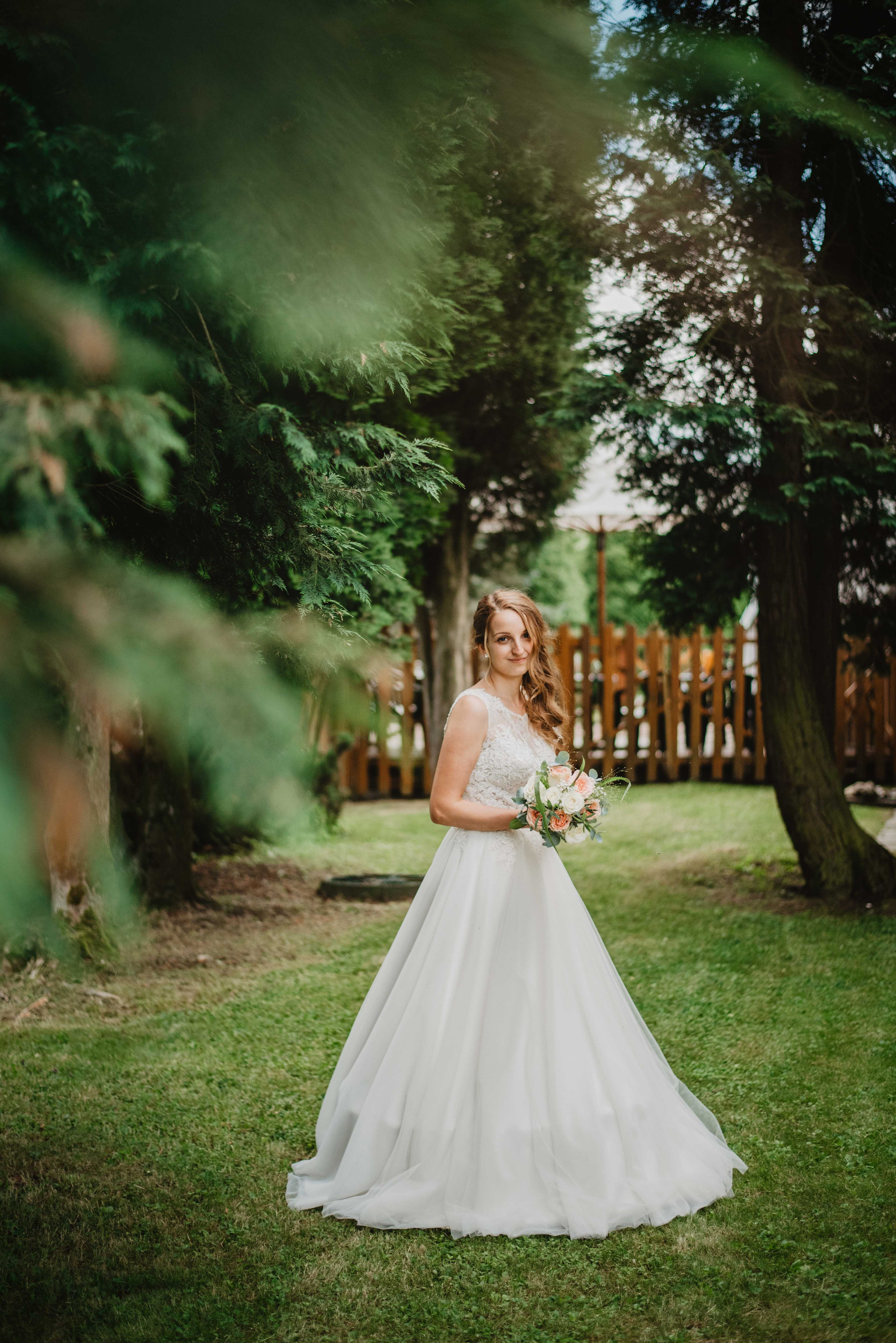 Svatba v kostele v Rýmařově. Bruntál. Lifestyle, wedding and family photographer