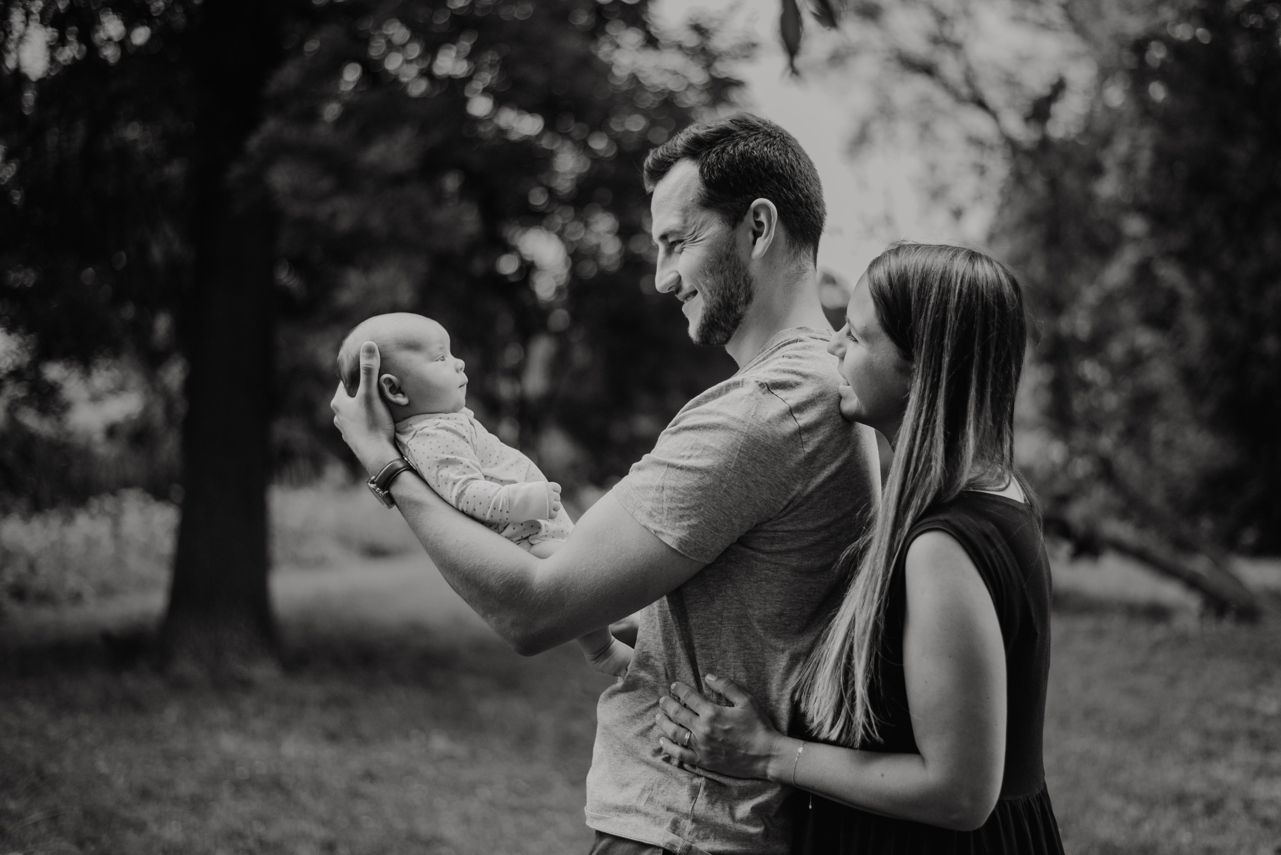 Family photoshoot. Lifestyle, wedding and family photographer