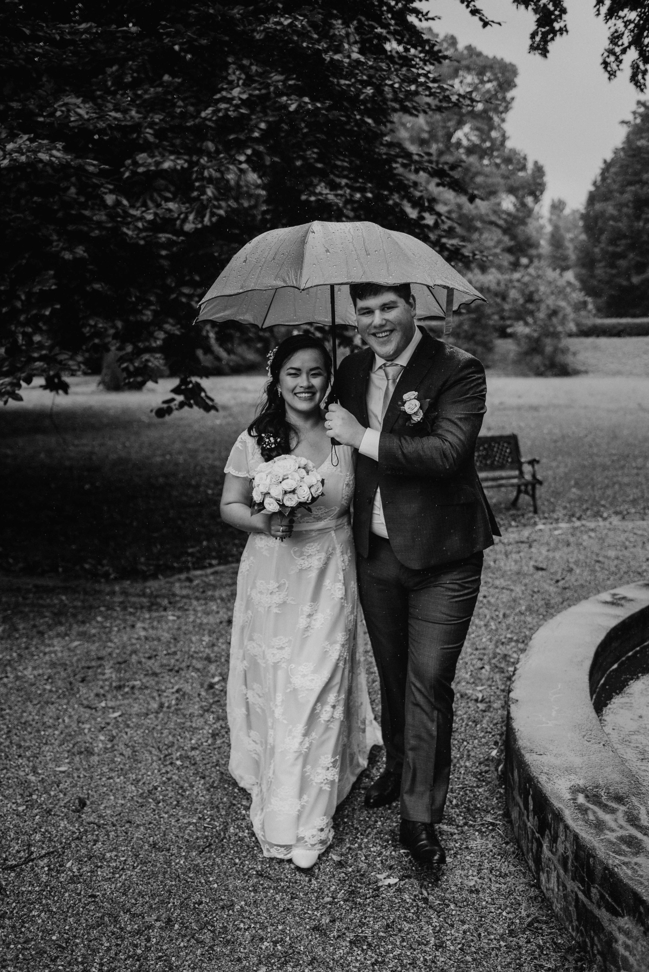 Svatba v centru Brna na Zelném trhu. Lifestyle, wedding and family photographer