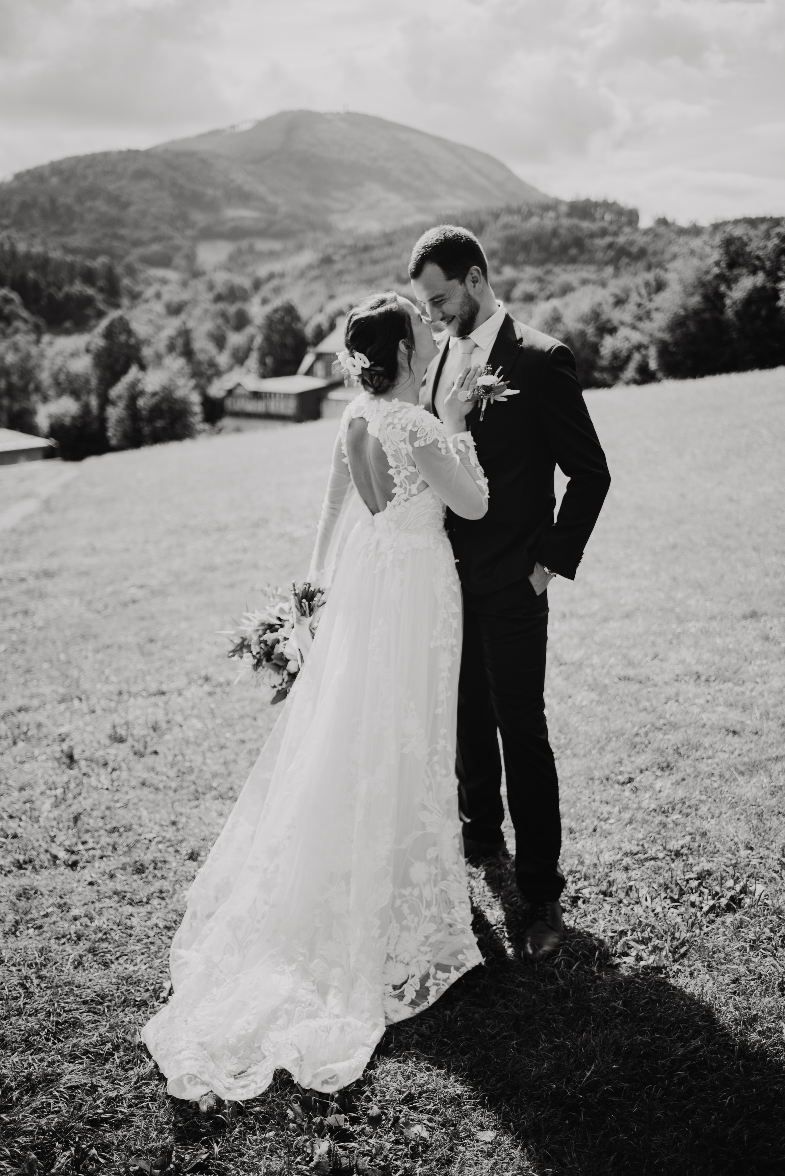 Lifestyle, wedding and family photographer