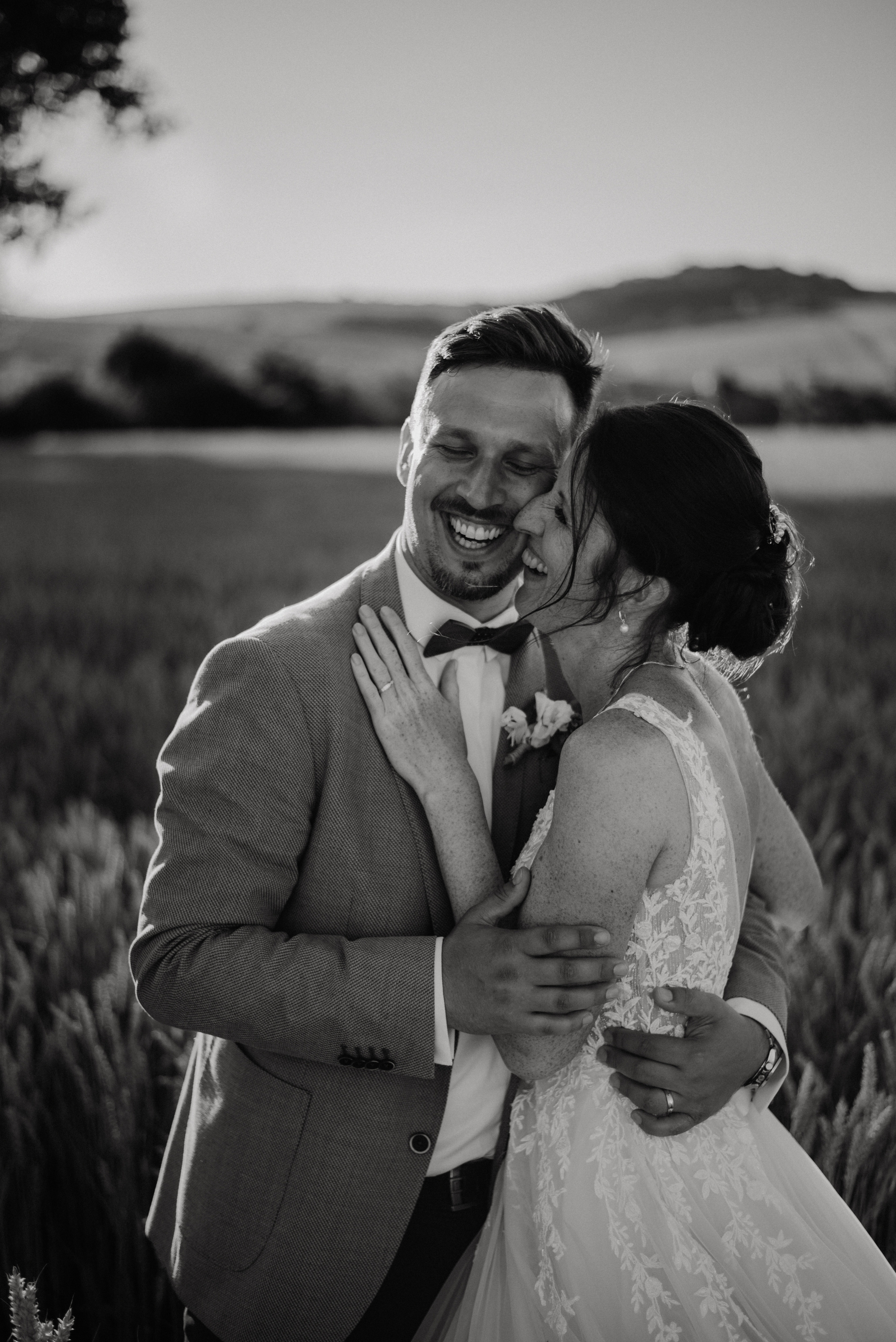 Rustic wedding. Svatba v rustikálním stylu poblíž Brna. Lifestyle, wedding and family photographer