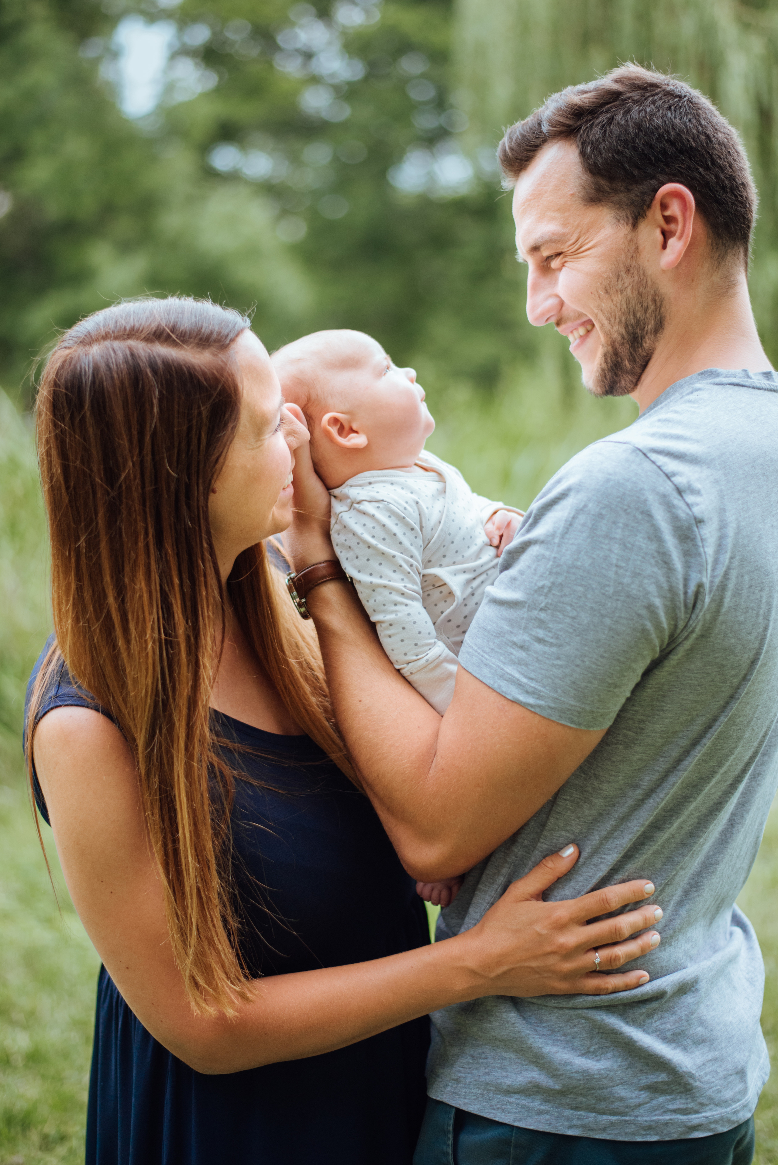 Family photoshoot. Lifestyle, wedding and family photographer