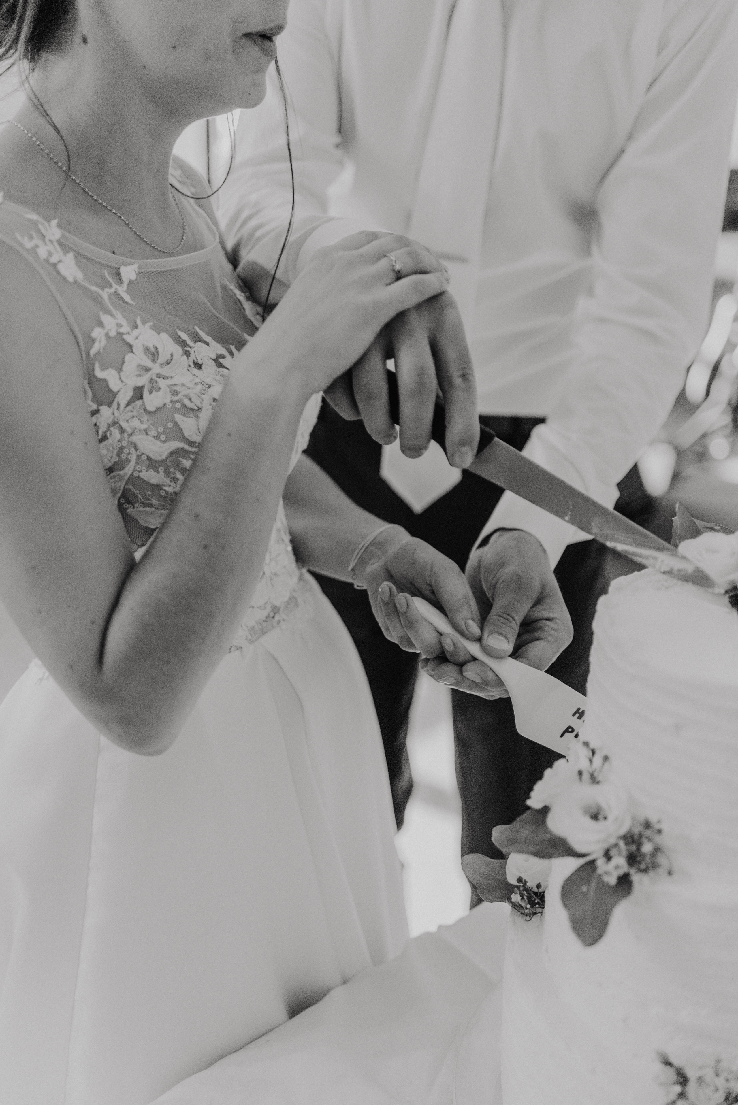 Svatba na hradě na Šumavě. Šumava. Velhartice. Lifestyle, wedding and family photographer