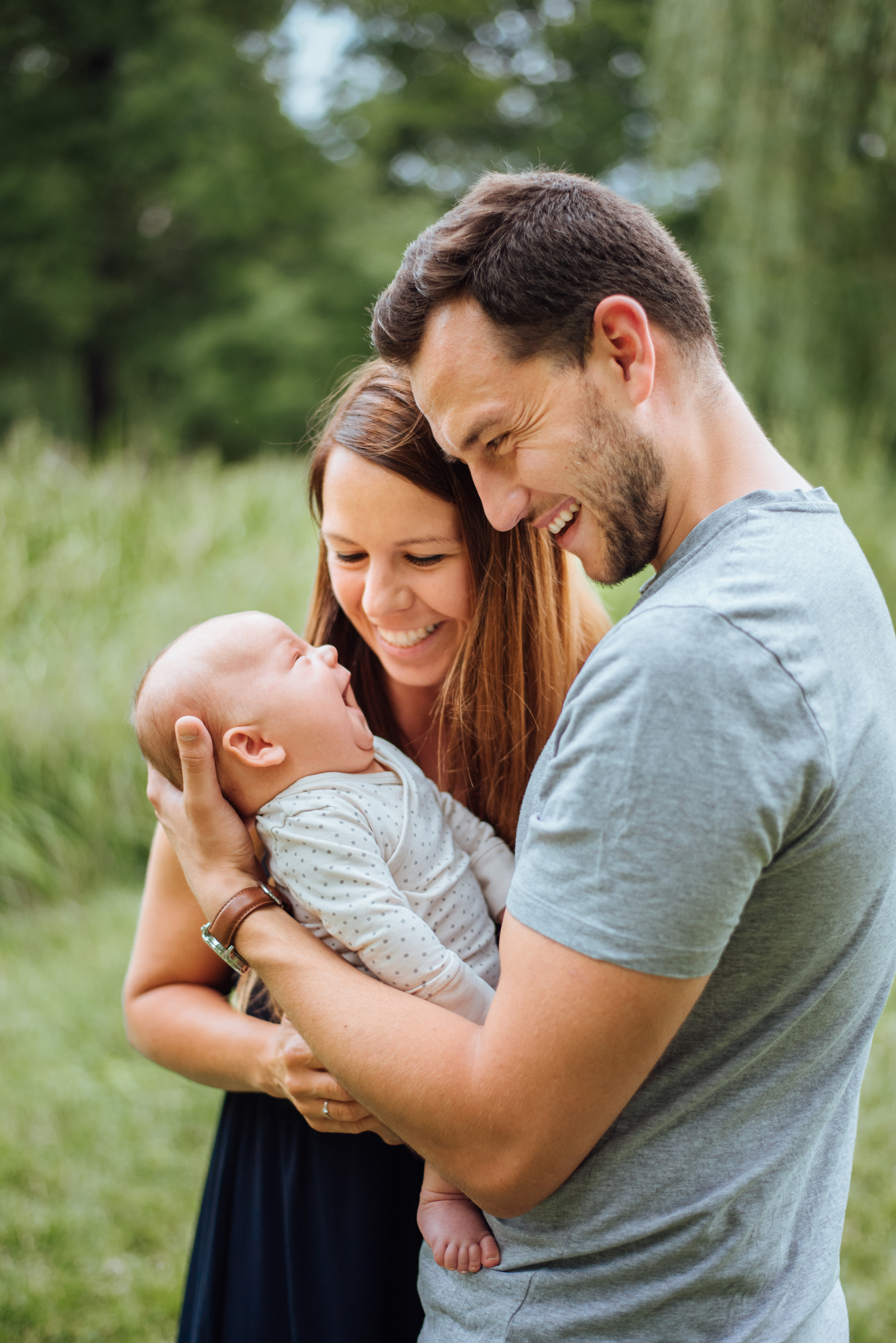 Family photoshoot. Lifestyle, wedding and family photographer