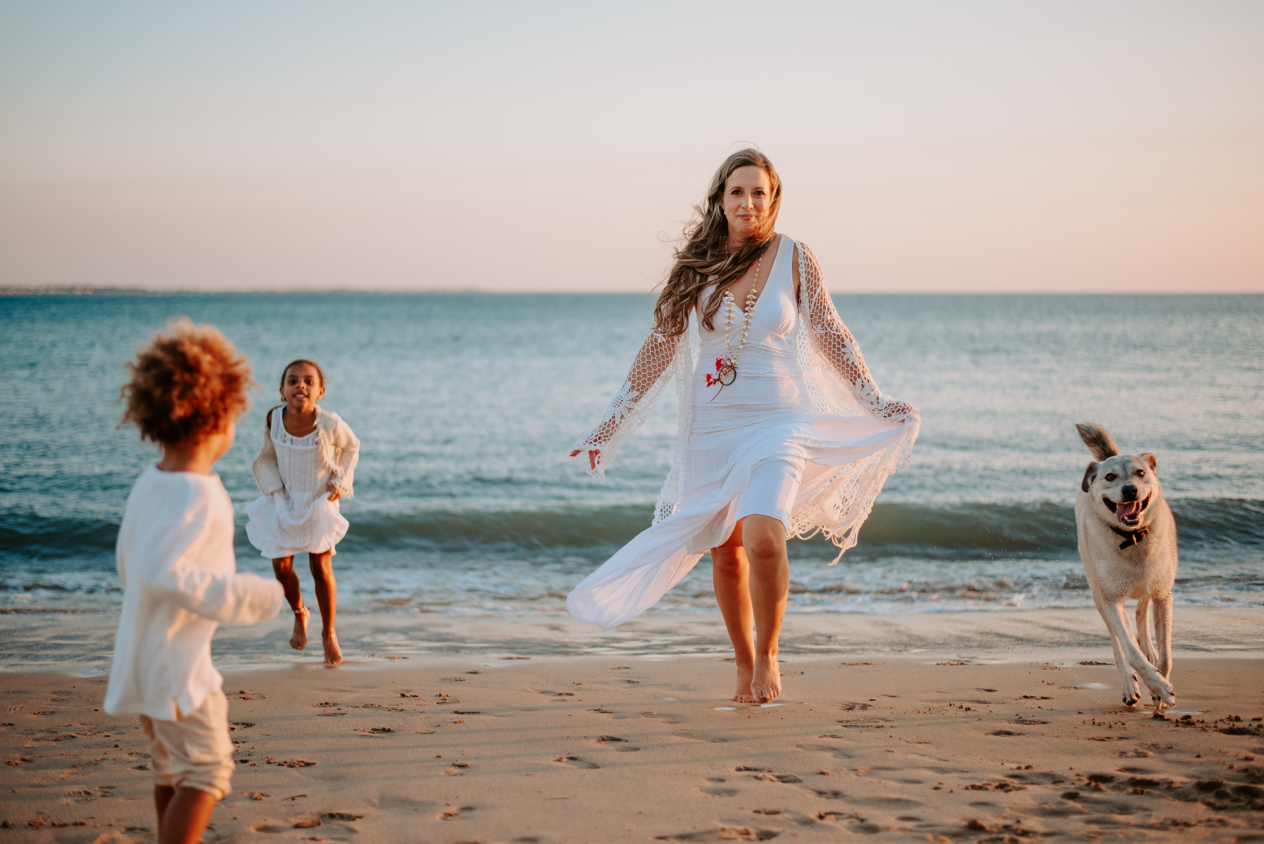 Family photographer based in Lisbon. Lifestyle, wedding and family photographer