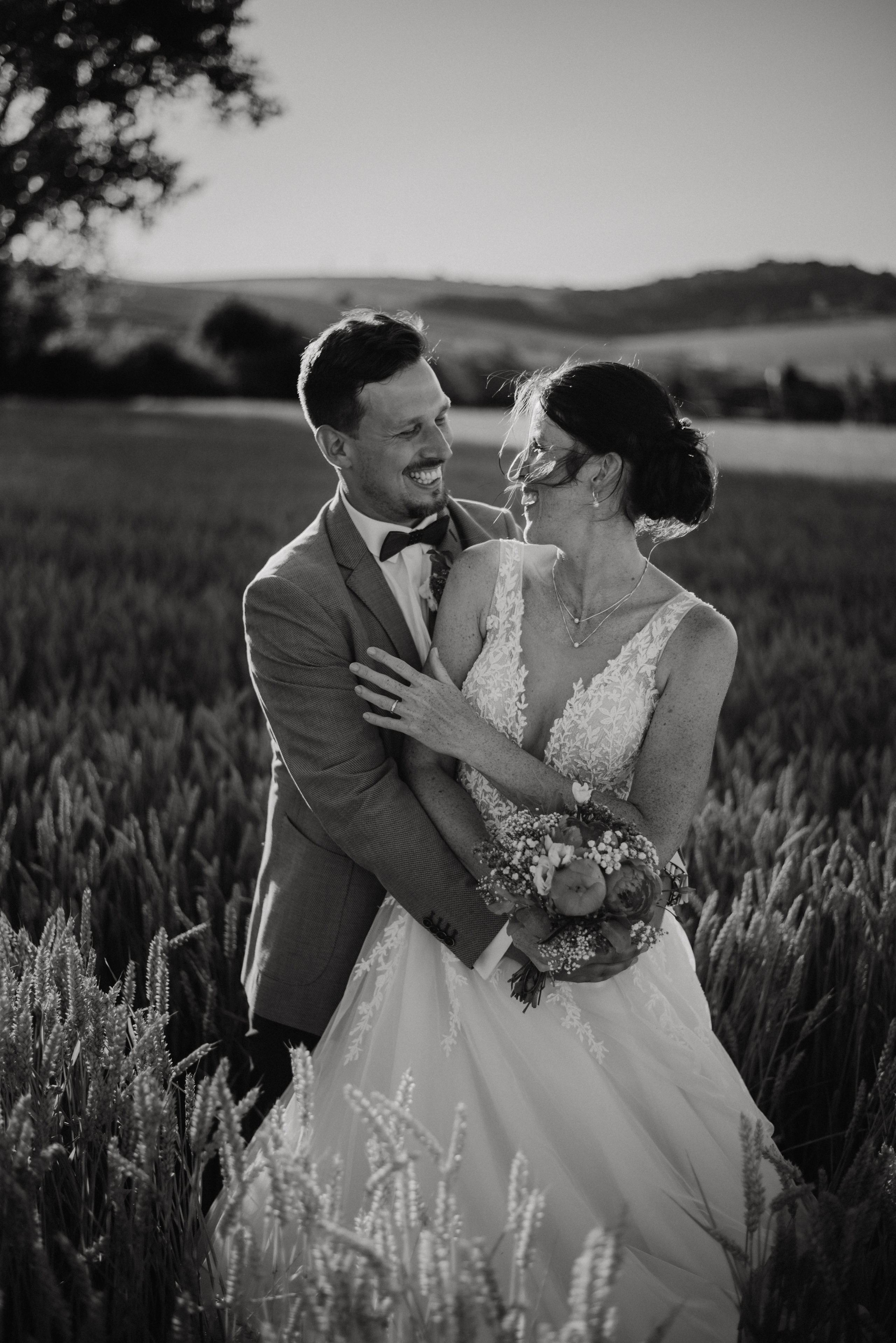 Rustic wedding. Svatba v rustikálním stylu poblíž Brna. Lifestyle, wedding and family photographer