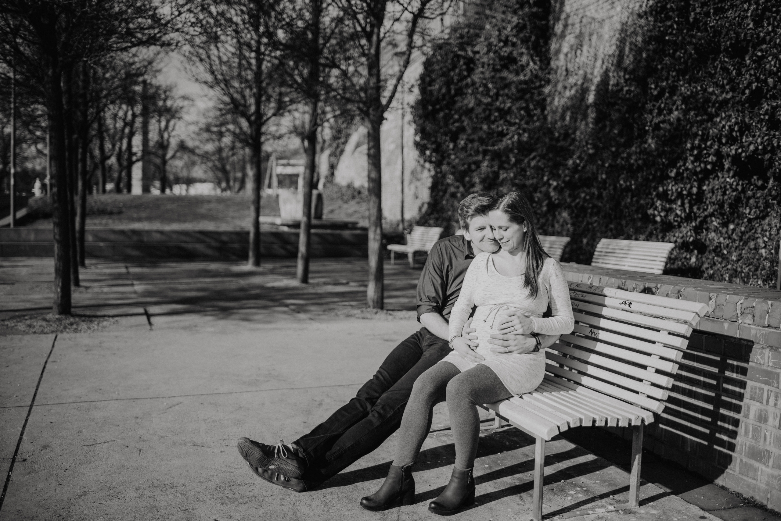 Veronika Jirková Couple in love during spring pregnancy photoshoot. Lifestyle, wedding and family photographer