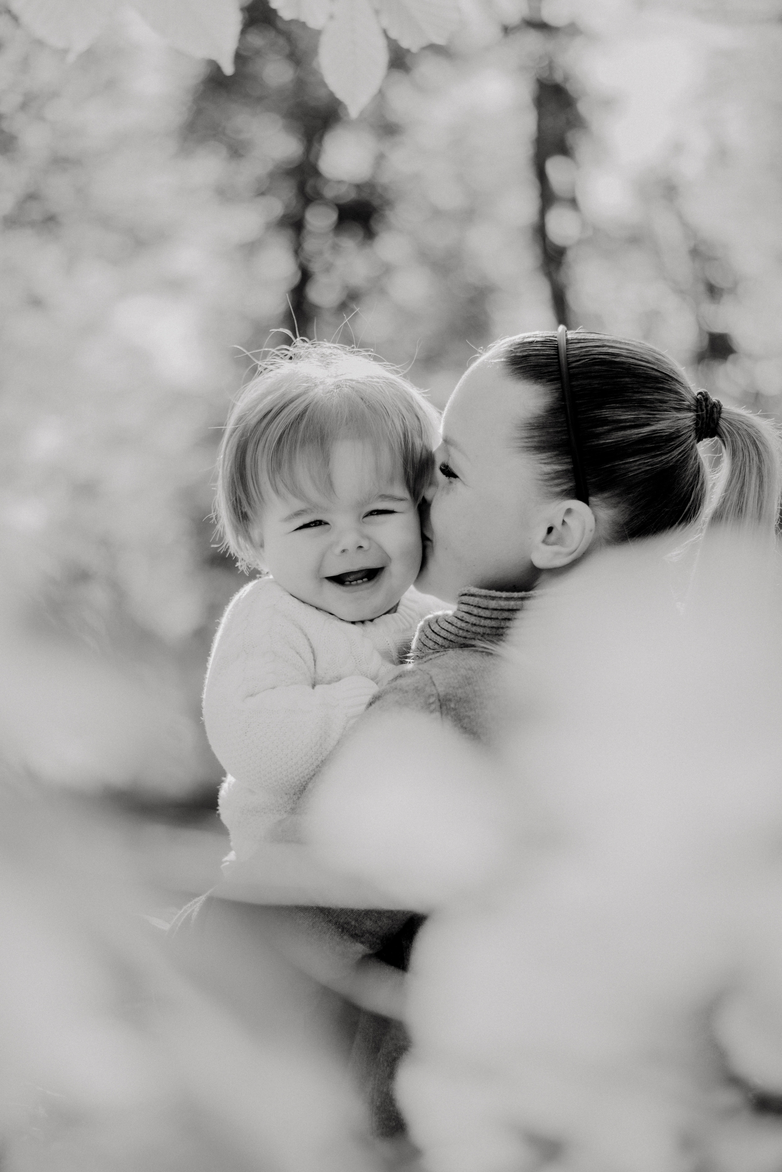 Bara and Eli. Lifestyle, wedding and family photographer