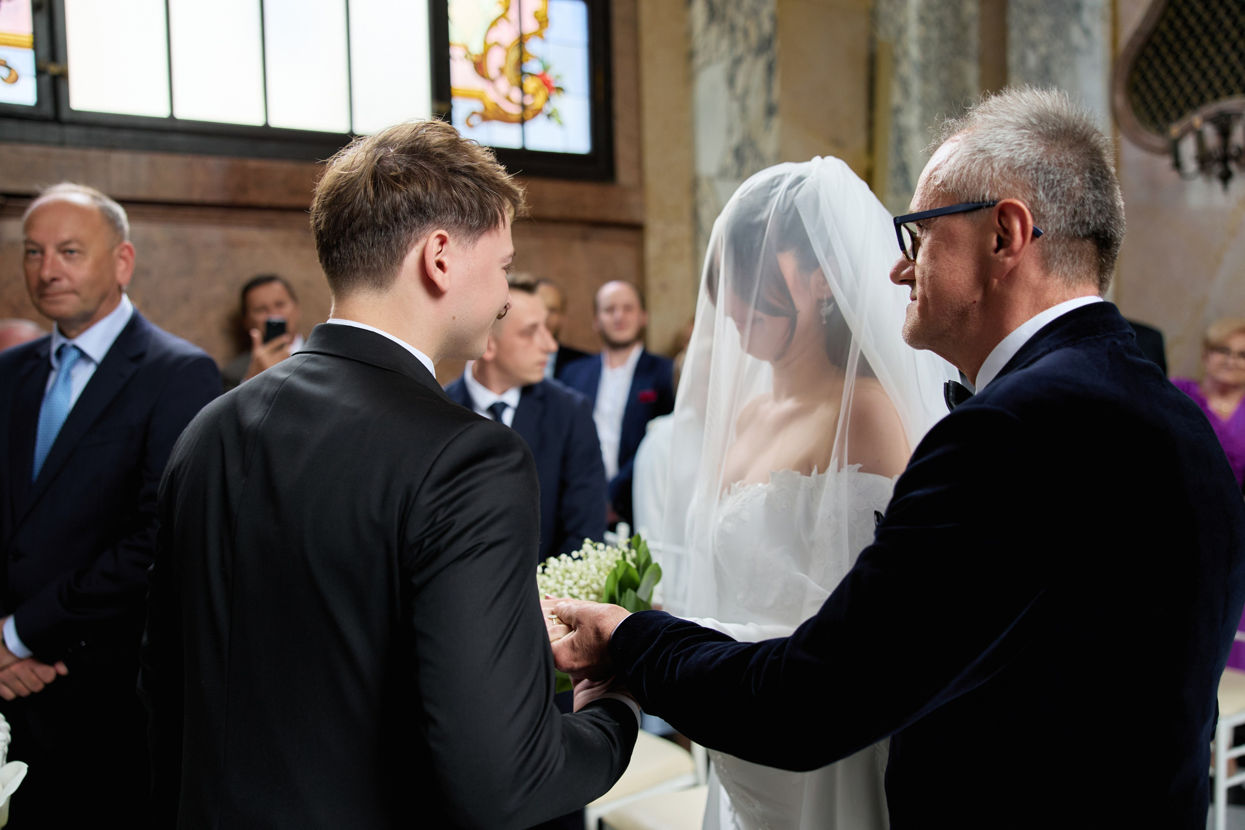 Wiktoria & Kacper. Pałac Goetz. Fotograf ślubny i rodzinny w Krakowie Yana Klymova