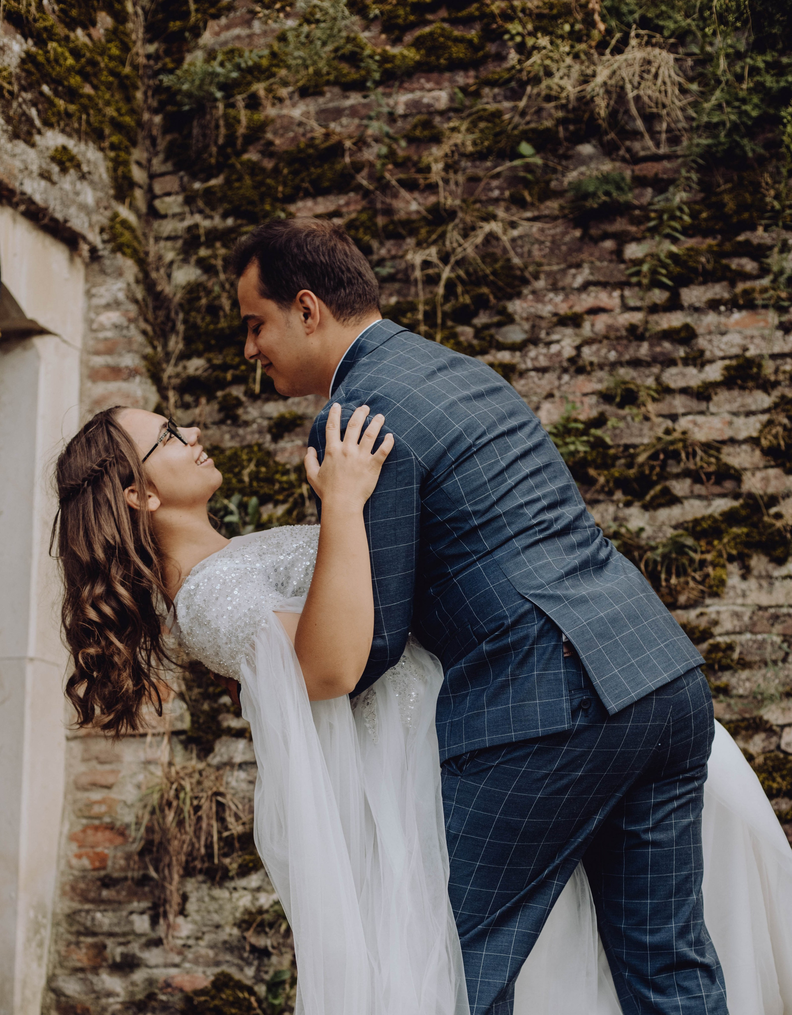 Ștefan & Clara. Wedding & couple photographer from Romania Rut Vetan