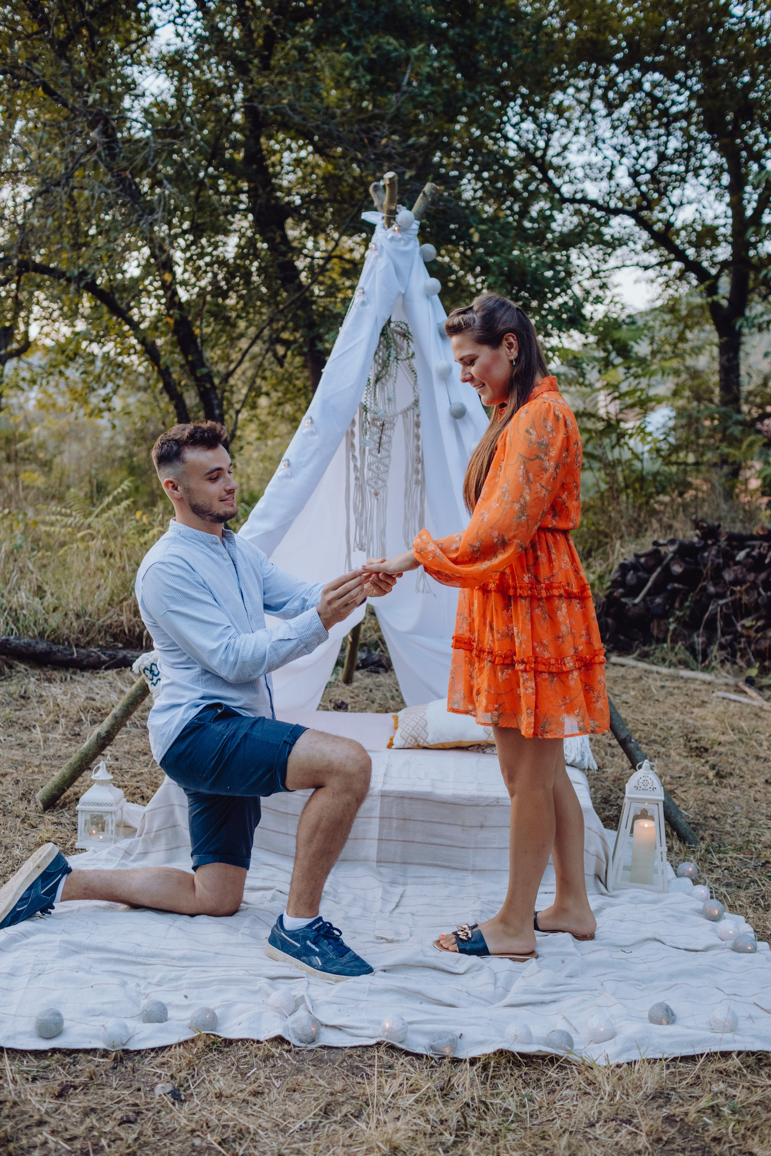 Bavo & Salina. Wedding & couple photographer from Romania Rut Vetan