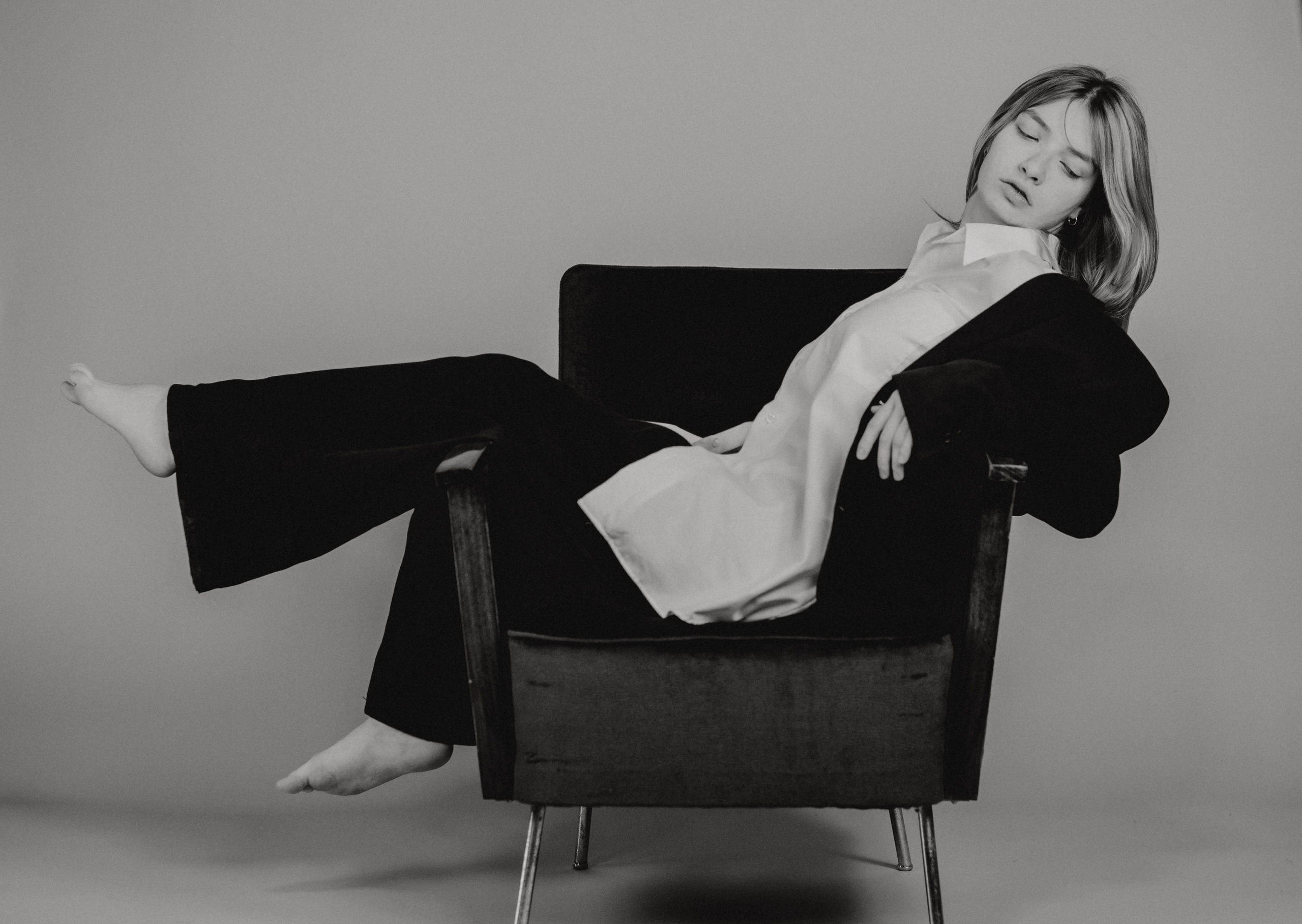 Beatrice. Wedding & couple photographer from Romania Rut Vetan