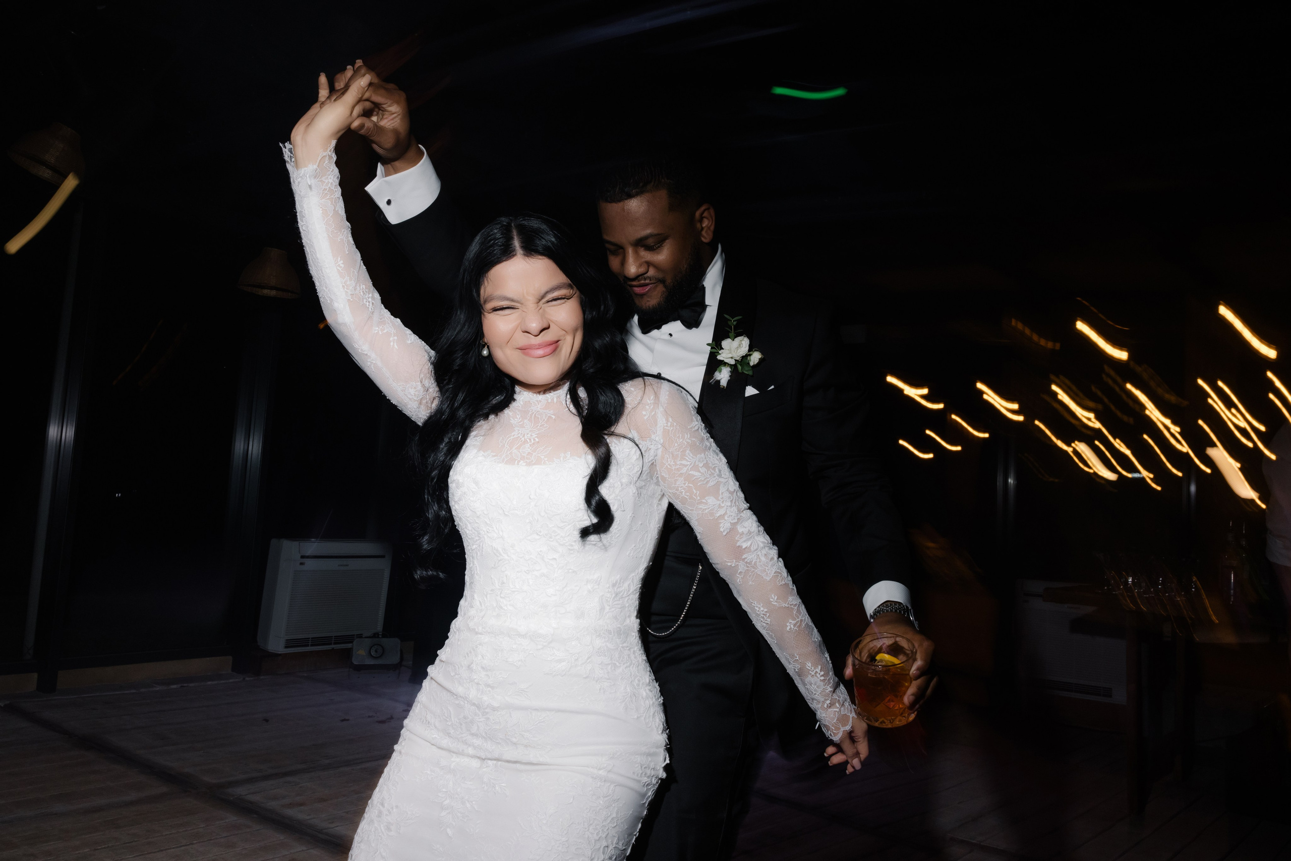 Mitcell&Melanie digital. Wedding photographer Italy