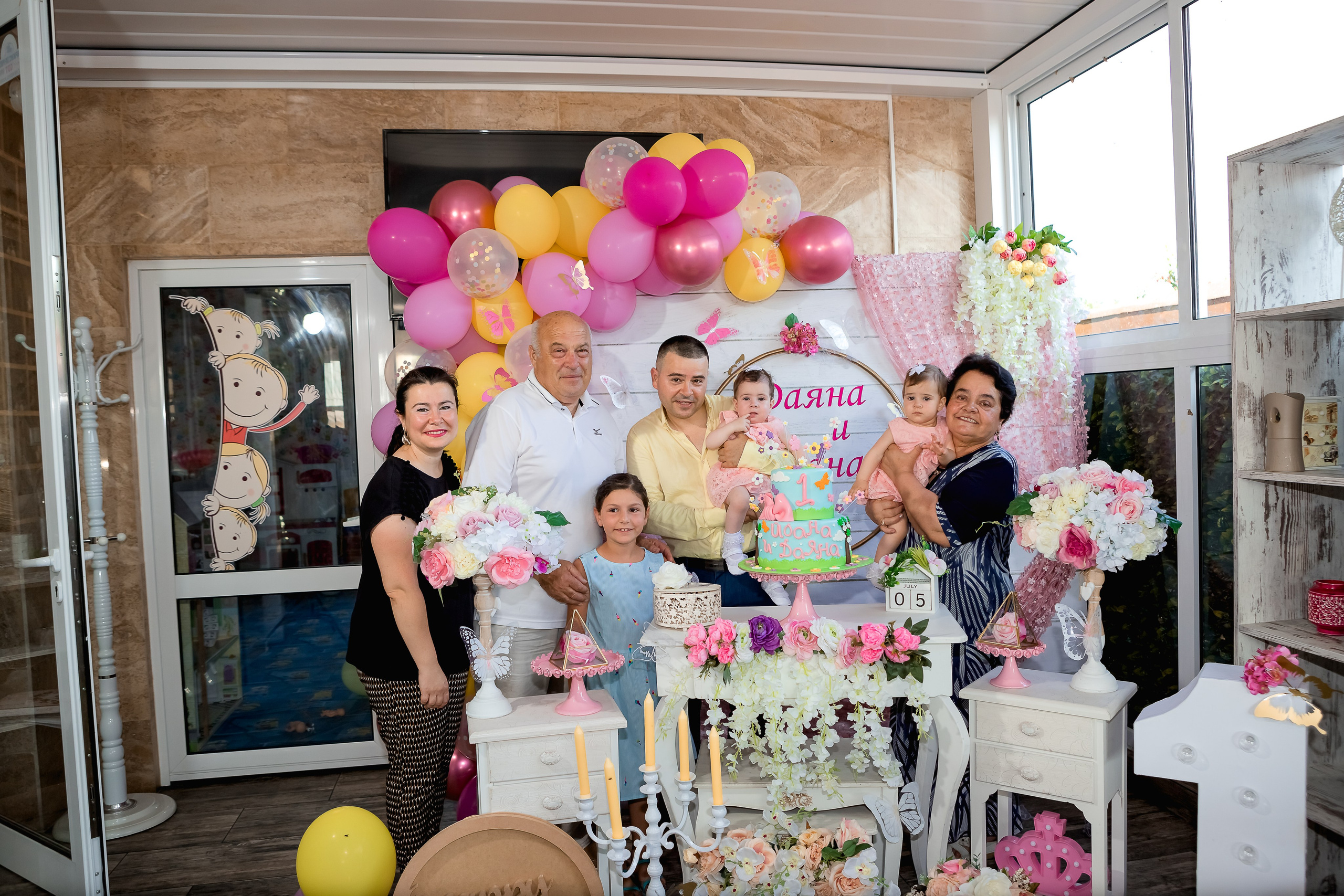 Чрстит Първи Рожден Ден. Фотограф Ирина Йотова