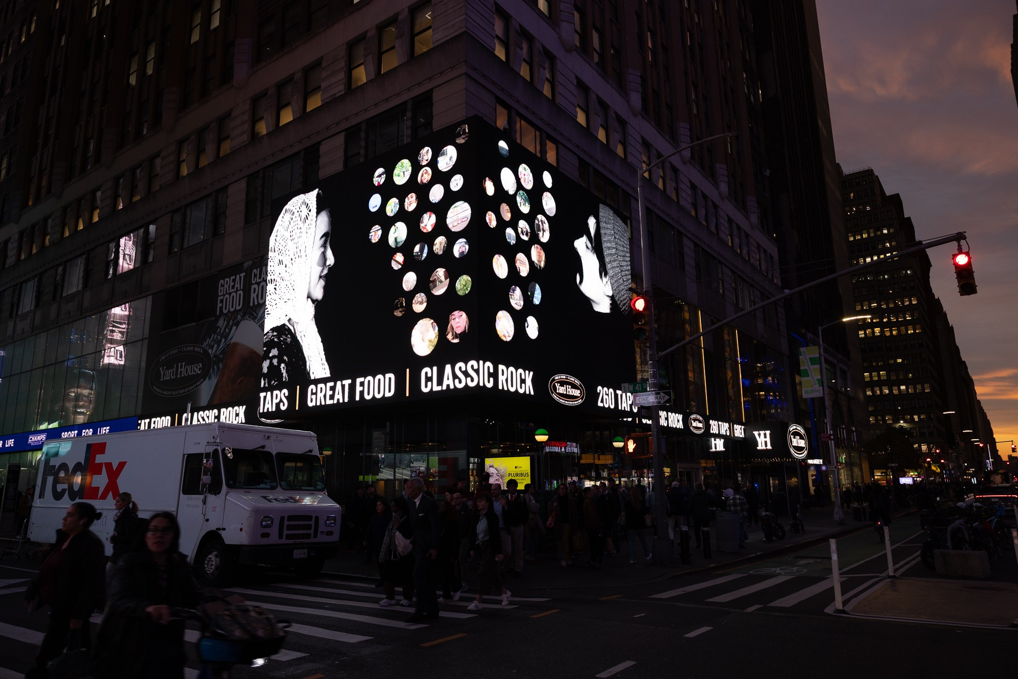 We Speak In Bubbles. Tatiana Kireicheva