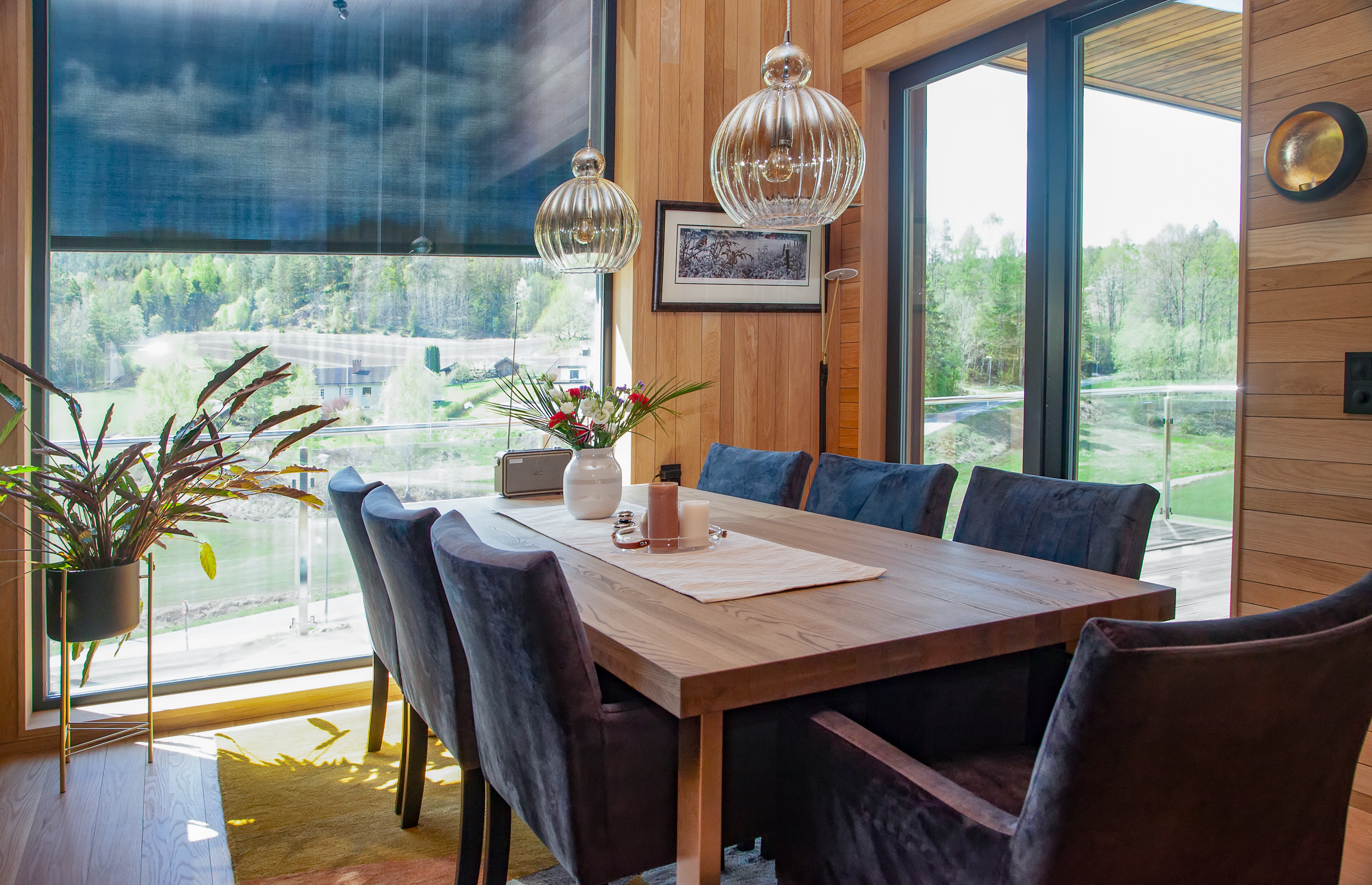 EIENDOM. Fotograf og videograf for familier og bedrifter