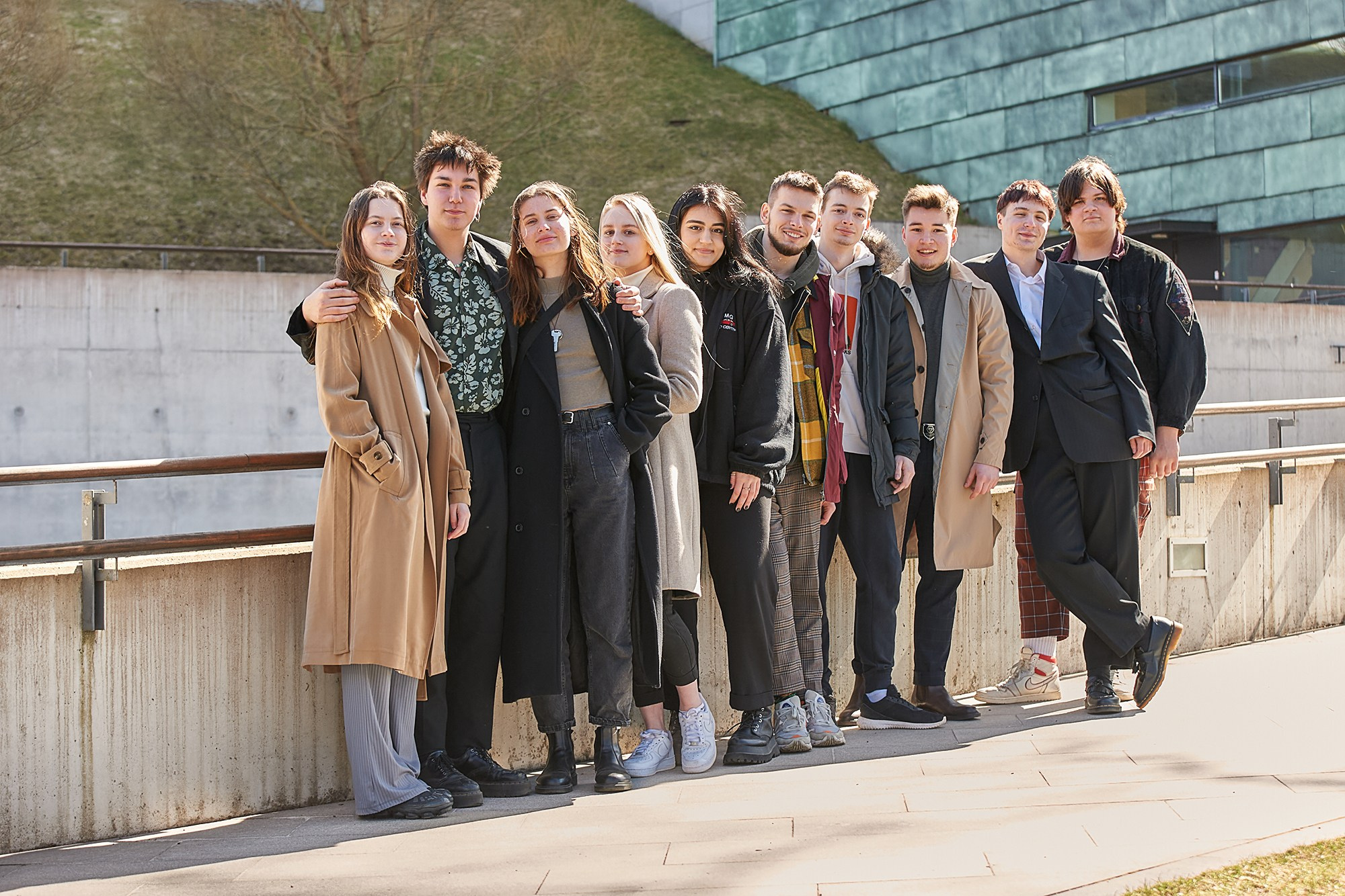 Выпускные альбомы для школ — для дружных классов. Нескучные выпускные альбомы в Таллине | Авторские макеты