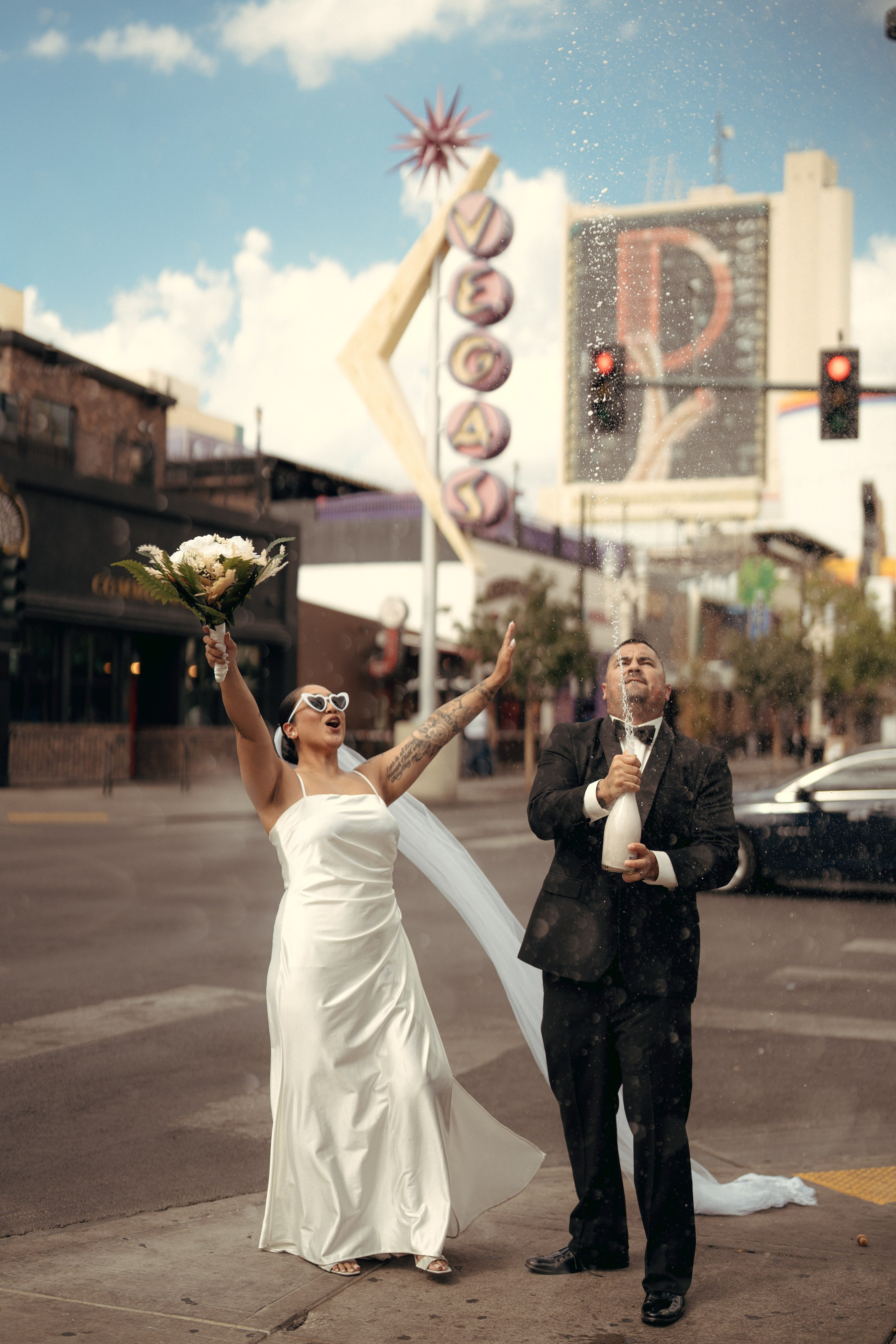 Noelani&Alex. Wedding & elopement photographer Viktoriya Kravtsov. Las Vegas