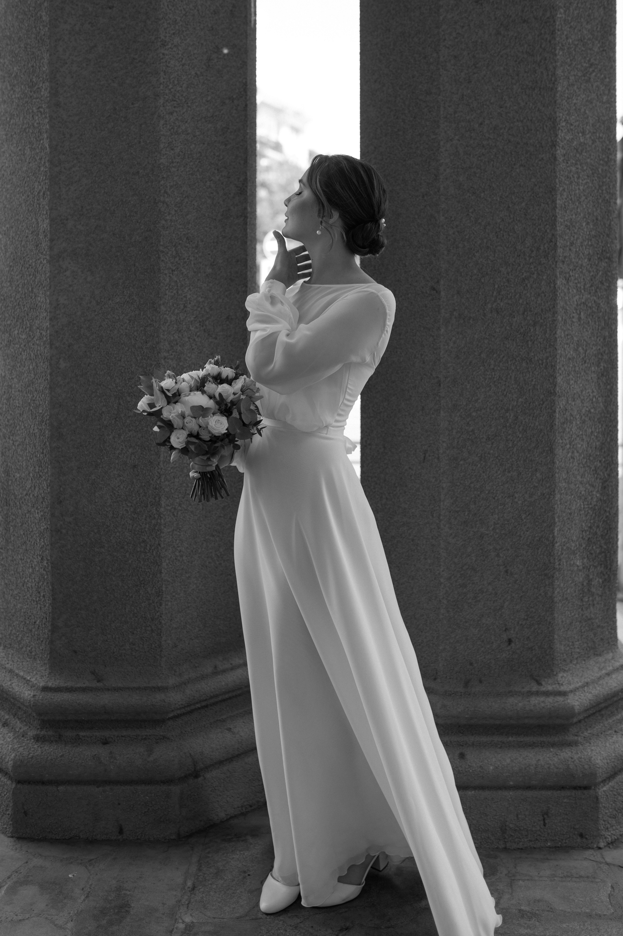 Smile. Wedding and commercial photographer