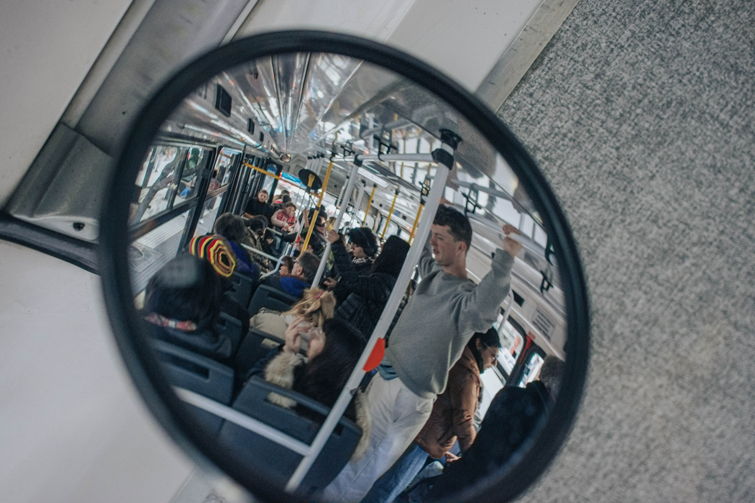 Family photo shoot. Buenos Aires. Photographer @elmirkami in the city of Buenos Aires