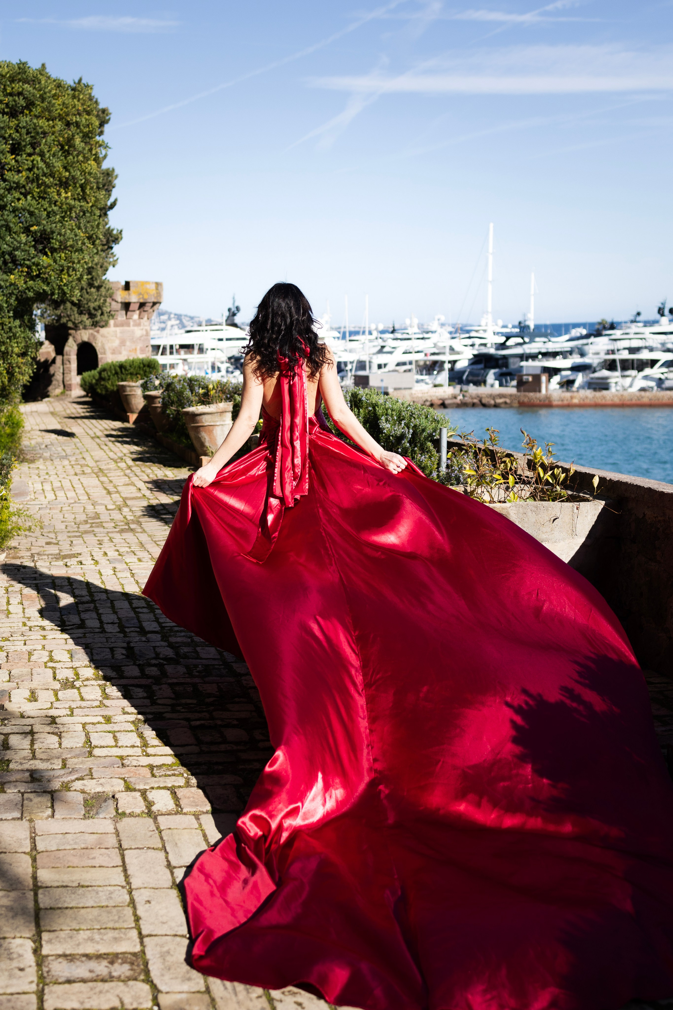 Long dresses shooting. Photographer in Munich
