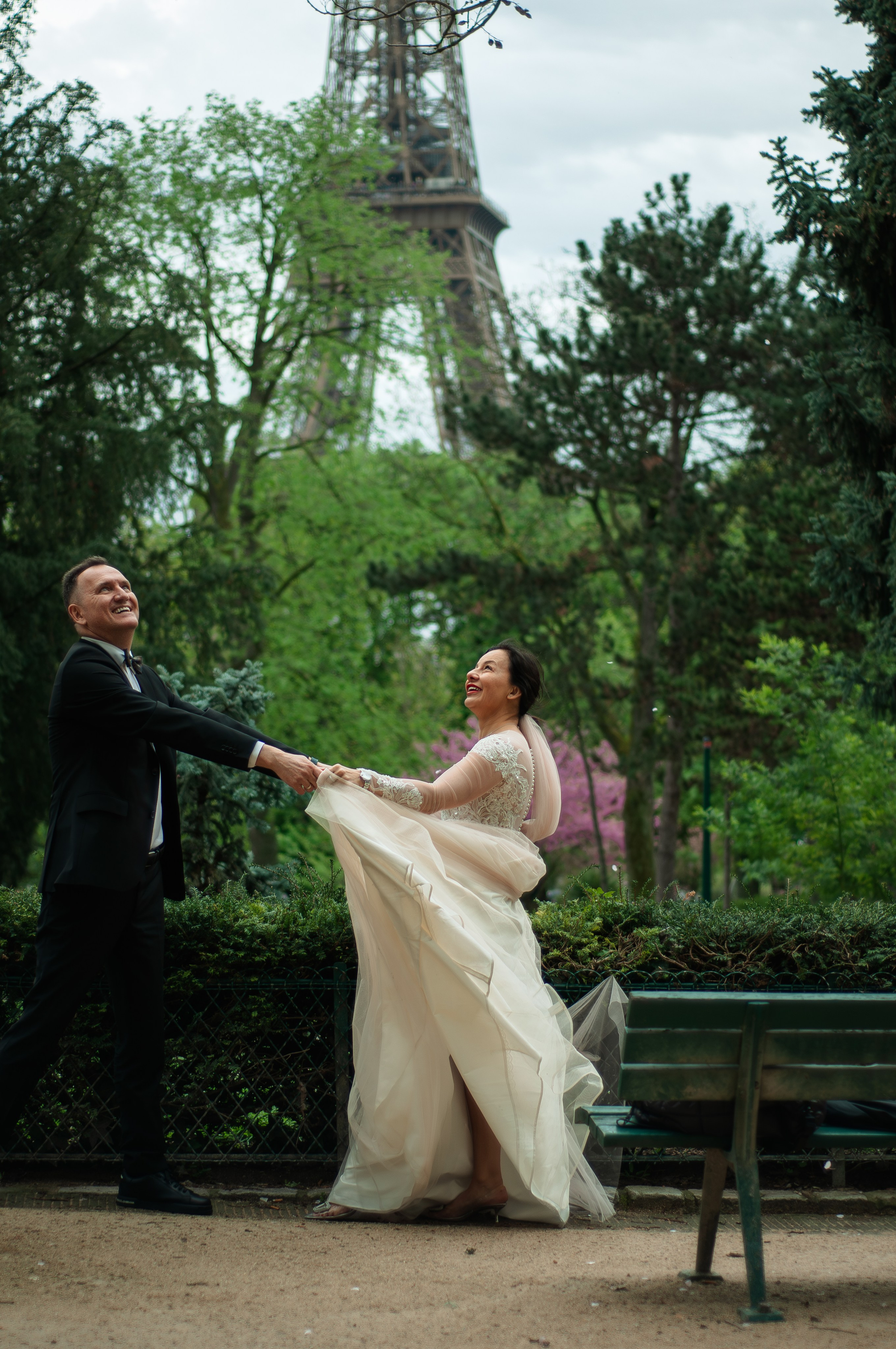 Wedding anniversary photoshoot. Paris photographer — Polina Osipova