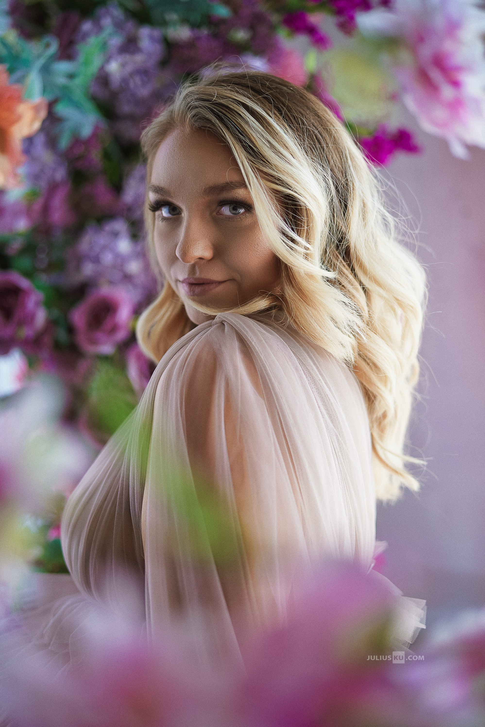 Family / Wedding / Quinceañeras. Main