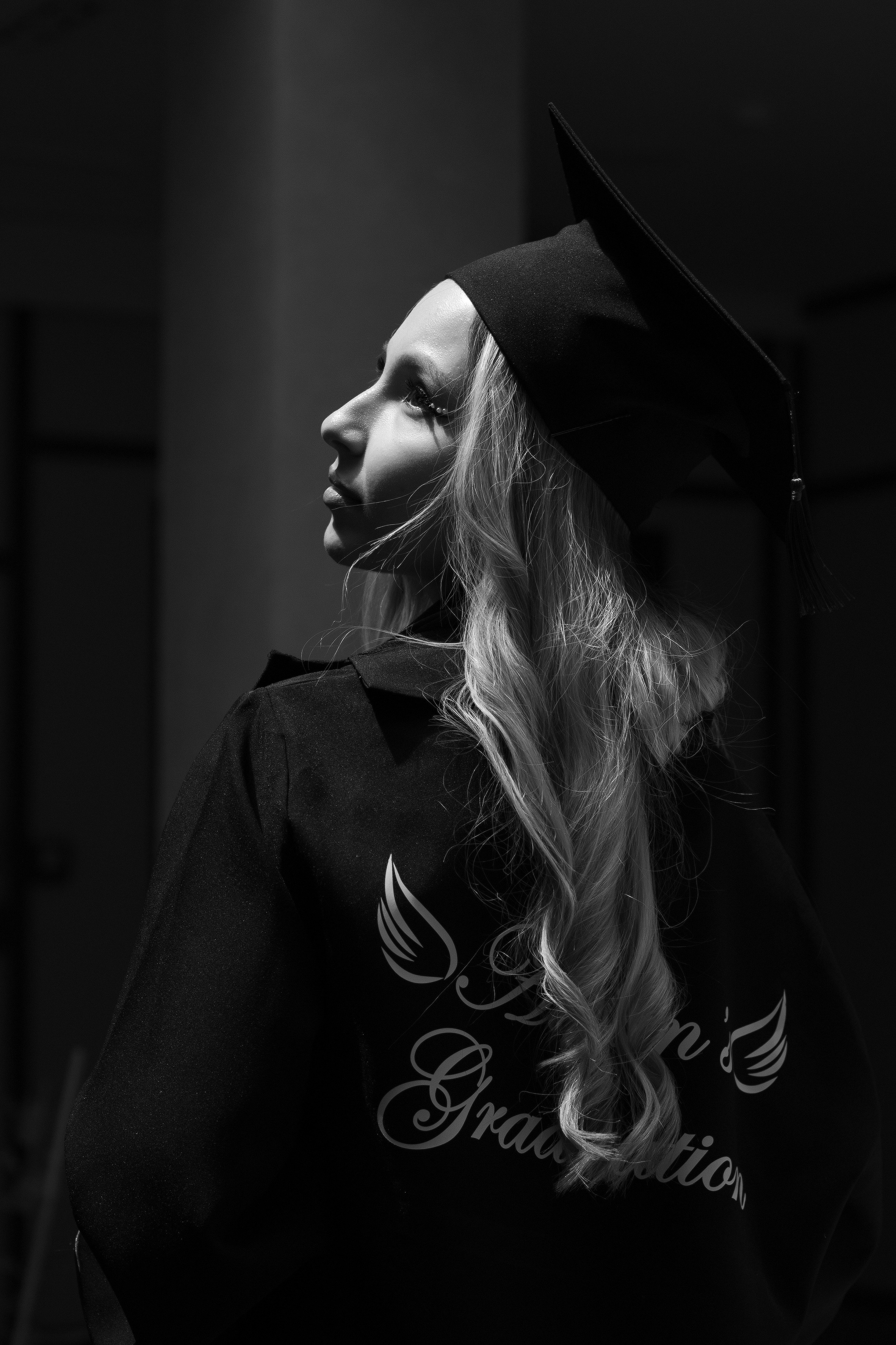 Premium mezun xalati, qara mezun geyimi, ag mezun libasi, qirmizi sarfli mezun paltari, mezun aksesuarlar, mezun papaqlari, mezun lentleri, mezun hediyyeleri, mezun fotosessiya geyimleri, mezun cekilisi ucun geyimler, mezun tedbirleri ucun aksesuarlar, mezun geyimlerinin icare ve satisi, premium mezun libaslari, mezun geyimleri online sifaris, mezun geyimleri Bakida, mezun geyimleri qiymetleri, mezun geyimleri modelleri, Mezun cekilisi, mezun fotosessiyasi, mezun cekilisi ucun geyimler, mezun mantiyasi cekilisi, mezun fotosessiya ideyalari, mezun gunu fotosessiya, mezun xatireleri, mezun papaqlari ile fotosessiya, mezun lentleri ile cekilis, ferdi mezun fotosessiyasi, qrup mezun cekilisi, mezun fotosessiya mekani, mezun ucun ideal cekilis fonlari, mezun fotosessiya aksesuarlari, mezun albomu sekilleri, mezun cekilisi poza ideyalari, universitet mezun fotosessiyasi, kollektiv mezun fotosessiyasi, mezun xalatlari ile cekilis, mezun mantiyasi fotosessiyasi, mezun geyimleri ile professional cekilis, mezun tebrik fotosessiyasi, en yeni mezun cekilis trendləri, mezun fotosessiya xidmetleri, premium mezun cekilisi, mezun cekilisi ucun dekorlar, mezun fotosessiyasi aksesuarlar, mezun gunu en gozel fotolar, mezun cekilisi fotostudiya, bakida mezun fotosessiyasi, xaricde mezun cekilisi, mezun gunune ozel cekilis,Məzun mantiyaları, eksklüziv məzun geyimləri, ağ və qara məzun libasları, məzun üçün xüsusi şarf modelləri, məzun papağı və aksesuarları, fərdi dizayn məzun geyimləri, məzun tədbiri üçün ən yaxşı seçimlər, məzun fotosessiyası üçün ideal libaslar, məzun mərasimi geyimləri, keyfiyyətli məzun mantiyası, rahat və şık məzun geyimləri, məzun üçün lent və tac modelləri, məzun simvolik medalları, icarəyə verilən məzun libasları, məzun geyimlərinin sərfəli qiymətləri, onlayn məzun geyimi sifarişi, məzun paltarı mağazası, dəbli məzun geyimləri, premium məzun mantiyalarının satışı, universitet məzunları üçün mantiyalar, kollektiv məzun geyimləri, məktəb məzunları üçün geyimlər, diplom mərasimi üçün geyimlər, fərqli rəngdə məzun libasları, ən yeni məzun geyimləri, rahat və premium məzun geyimi seçimləri, Bakıda məzun geyimi mağazası, məzun üçün ən yaxşı libaslar