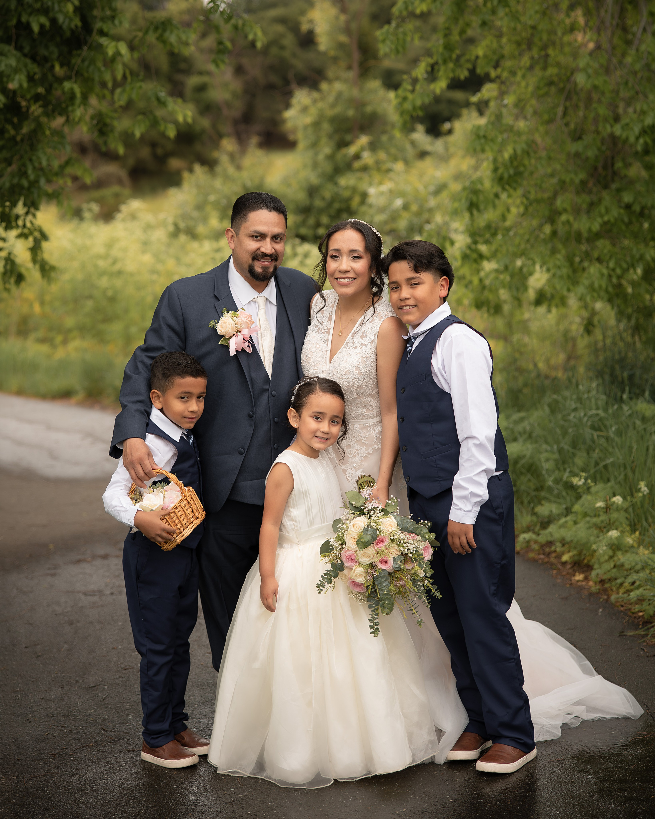 WEDDING PHOTOGRAPHY. Couples & Families photographer in Bay Area, San Jose, California