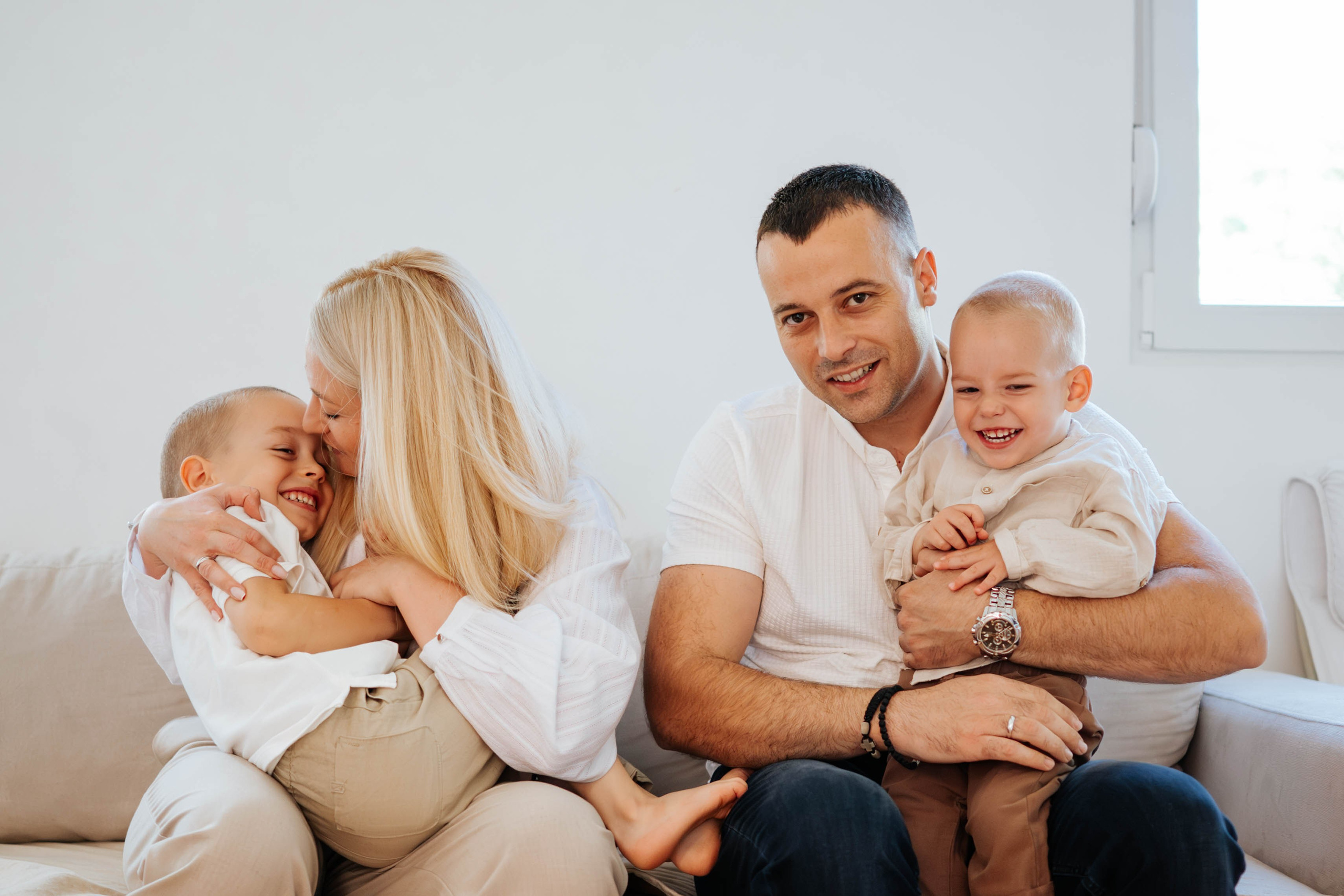 Aleksandra, Aleksandar, Maksim i Vukan - porodično fotografisanje. Dečiji i porodični fotograf