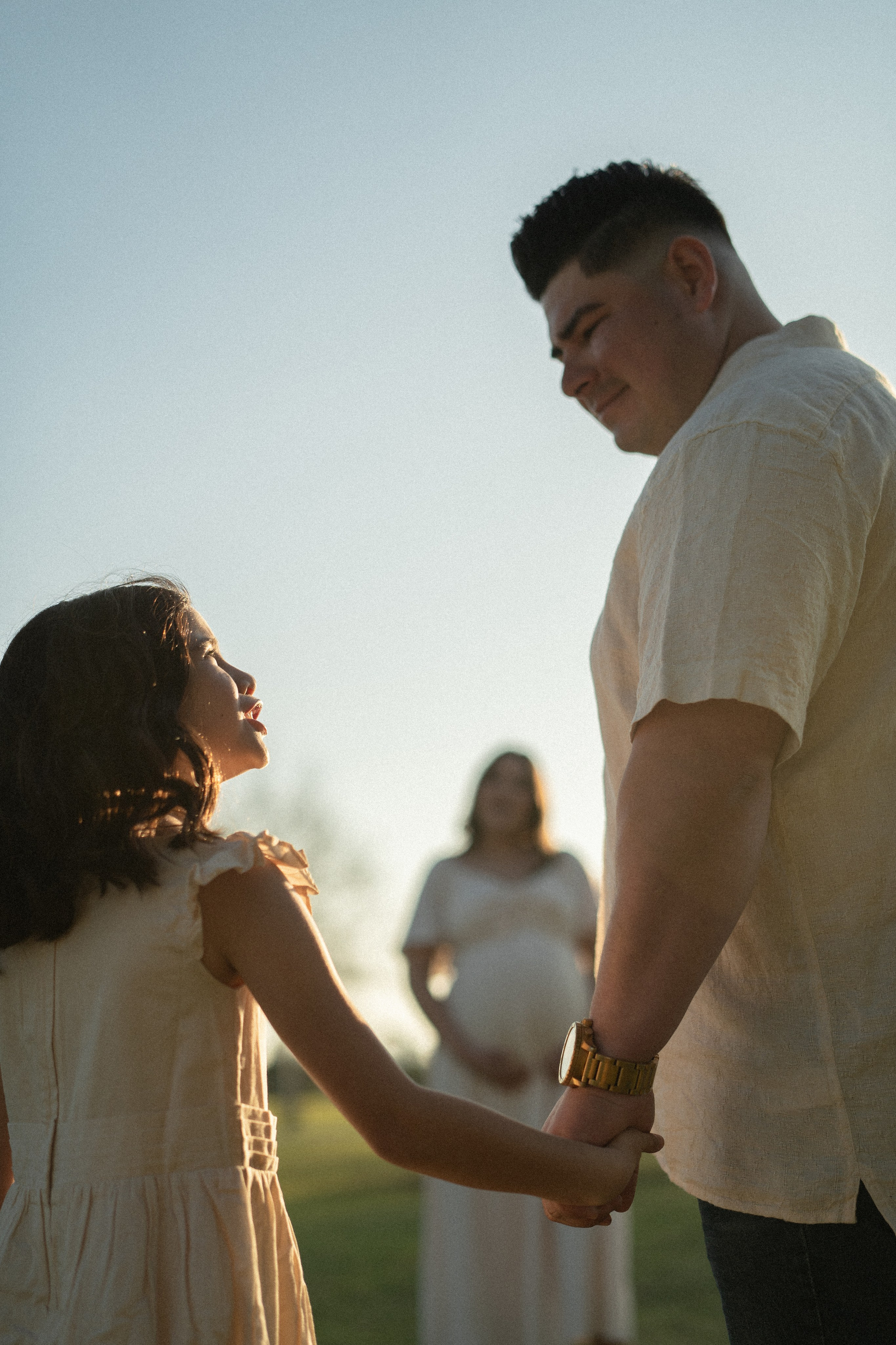 Family walk and wonderful 9 month of pregnancy. Portrait, family, maternity & wedding photography & videography in SoCal Kseni Vibe