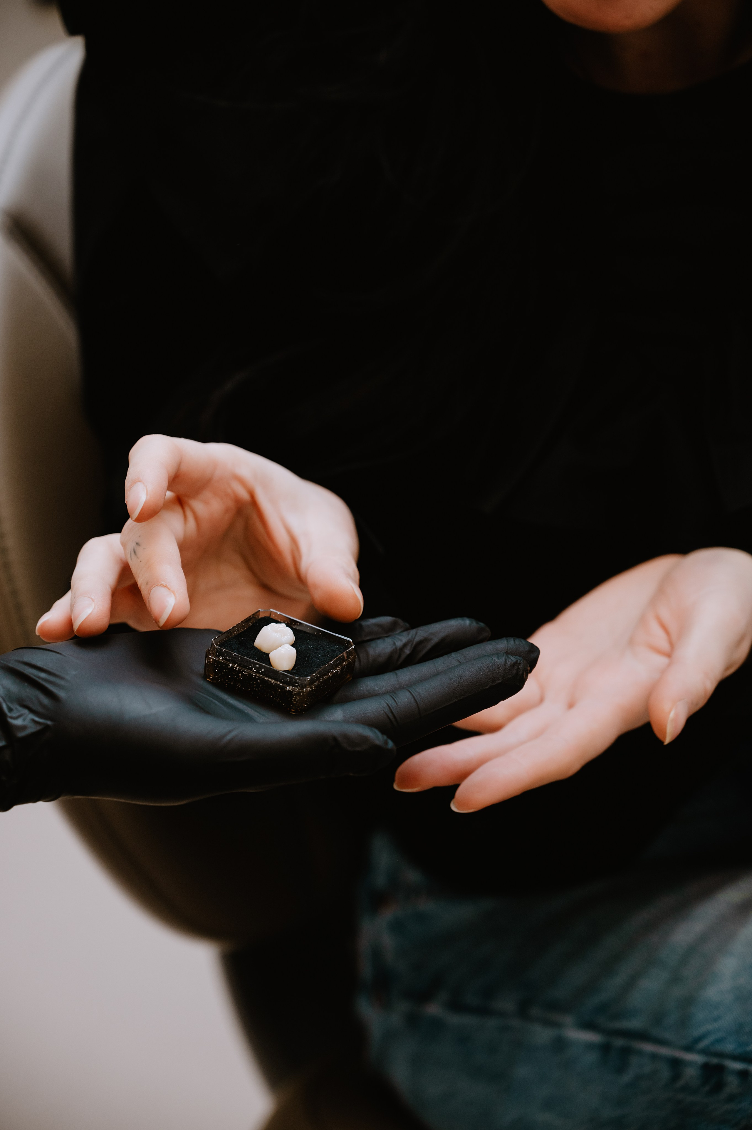 EDClinic dentistry in Prague. ANNA-MARIA PHOTO CONTENT CREATOR — фотограф, эстет, художник и визуальный эксперт в Instagram, работающий в Праге