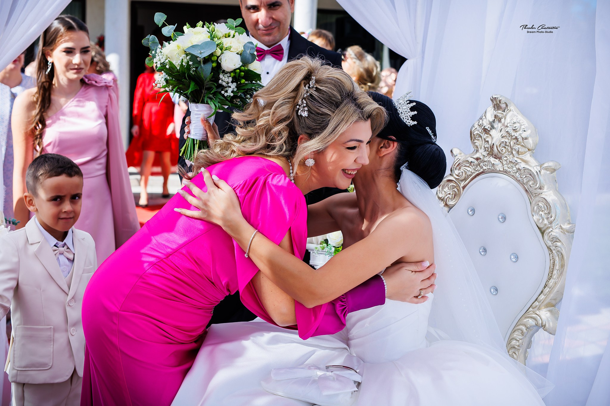 Nunta. Dream Studio Galați – ședințe foto profesionale pentru familie, portrete și evenimente