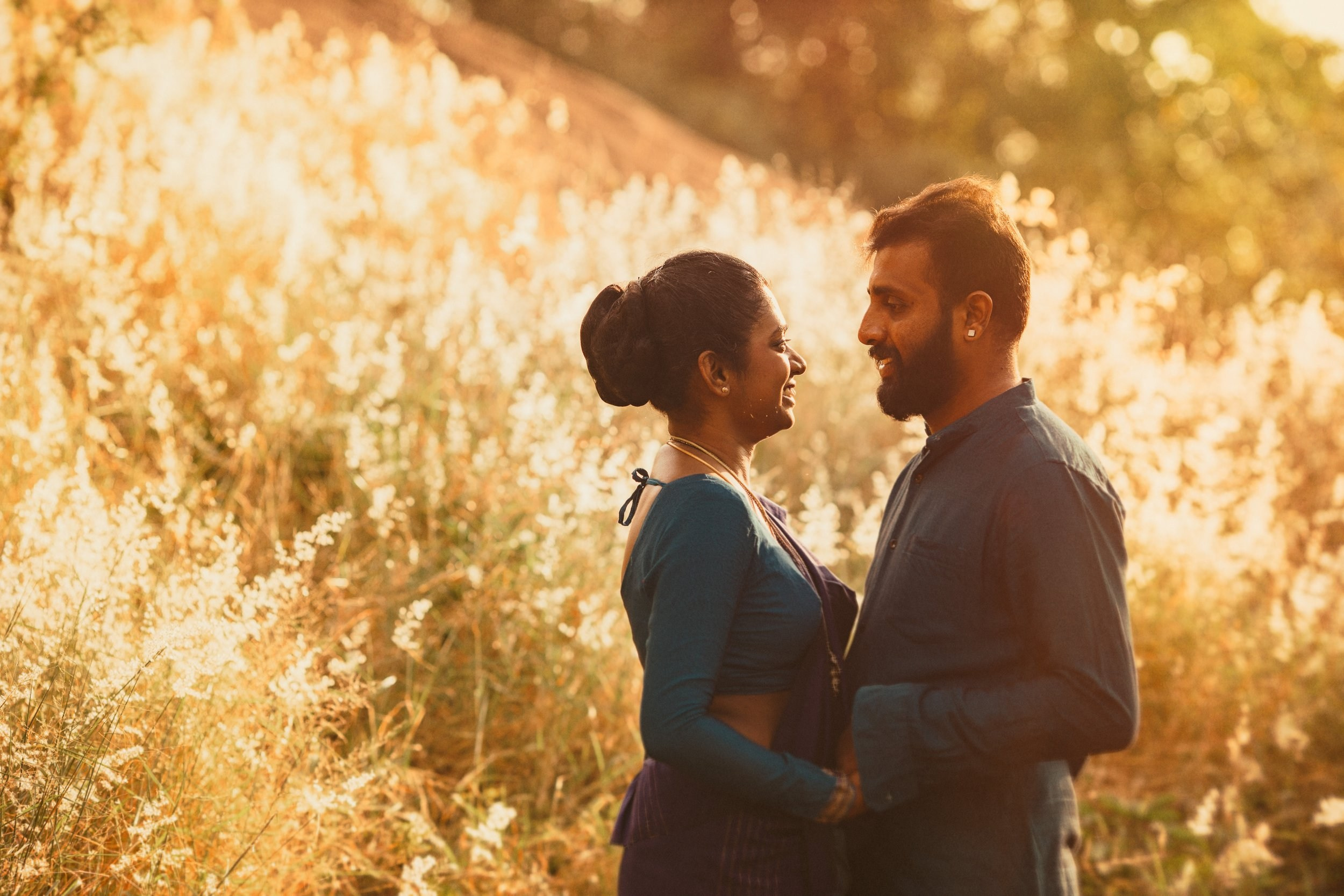 A romantic post wedding couple shoot at Kurunegala