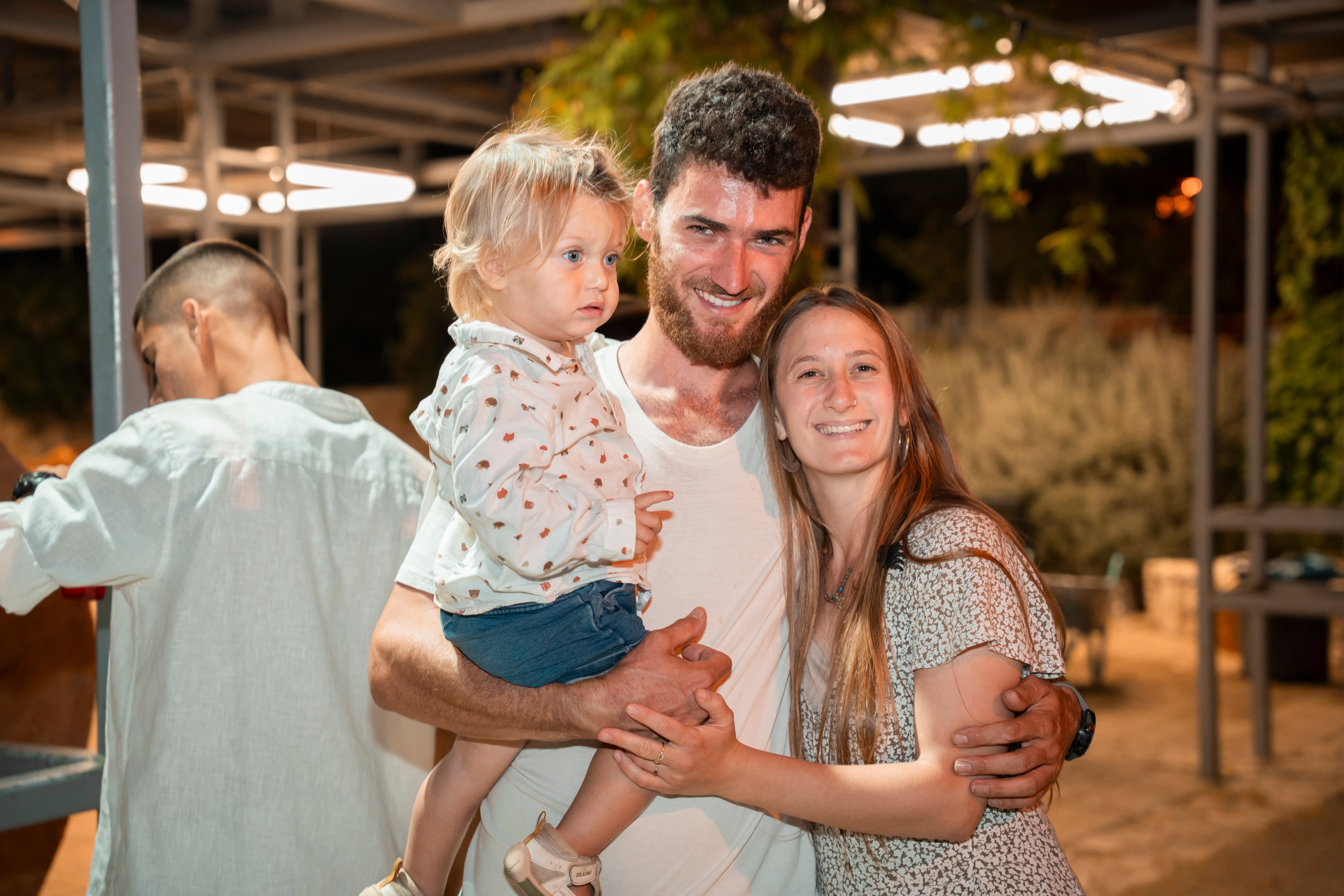 עדן ושלהבת. יוסף מזרחי צילום חתונה, ברית וזוגיות. צלם מקצועי שאוהב להוציא אתכם הכי יפים ברגעים הכי מרגשים