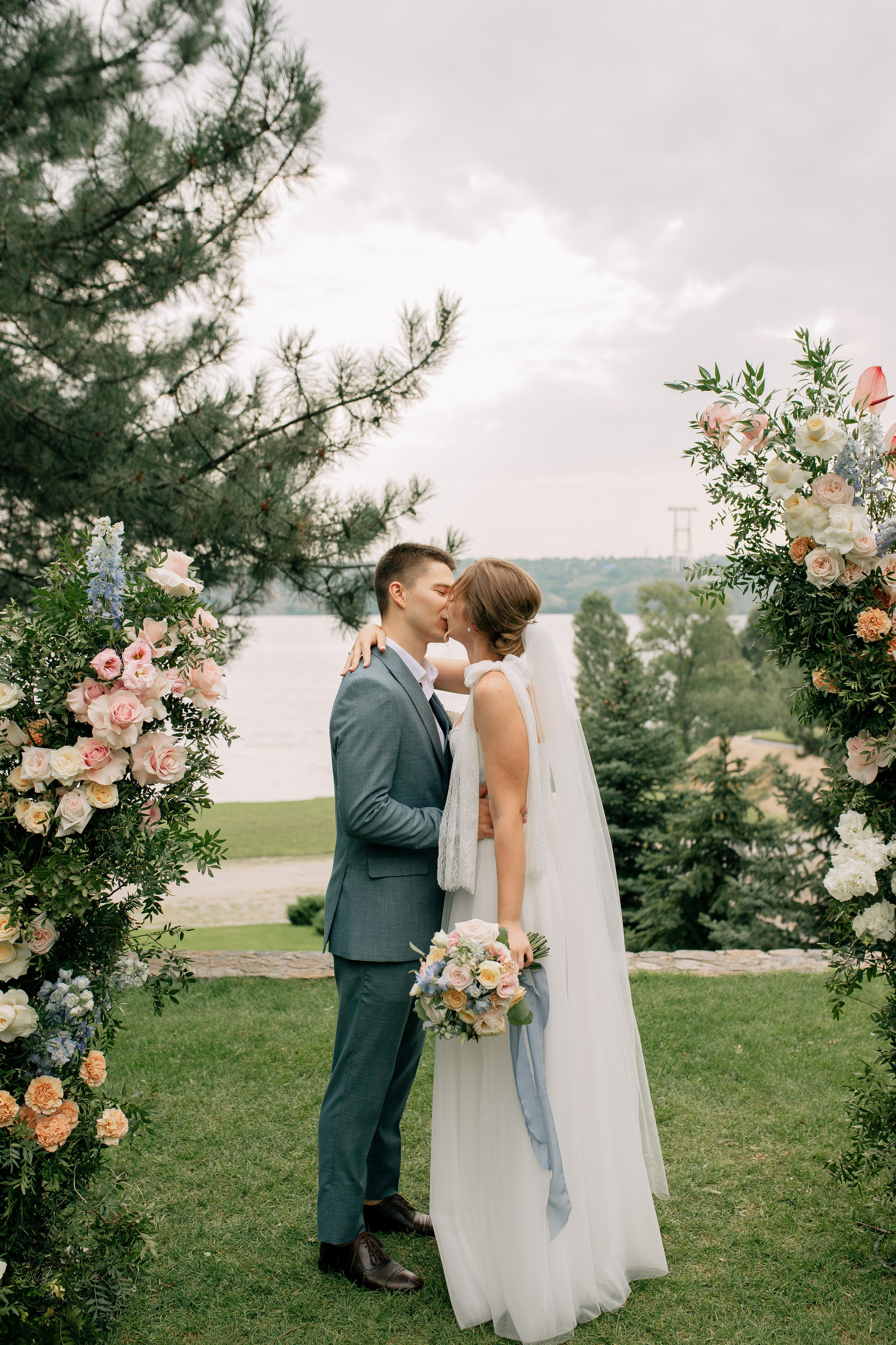 Reportage Wedding. Wedding photographer and videographer Europe